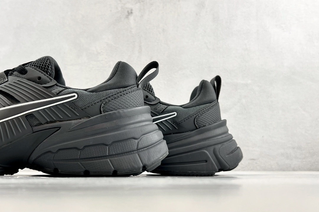 200 Nike V2K Run Runtekk FD0736-001