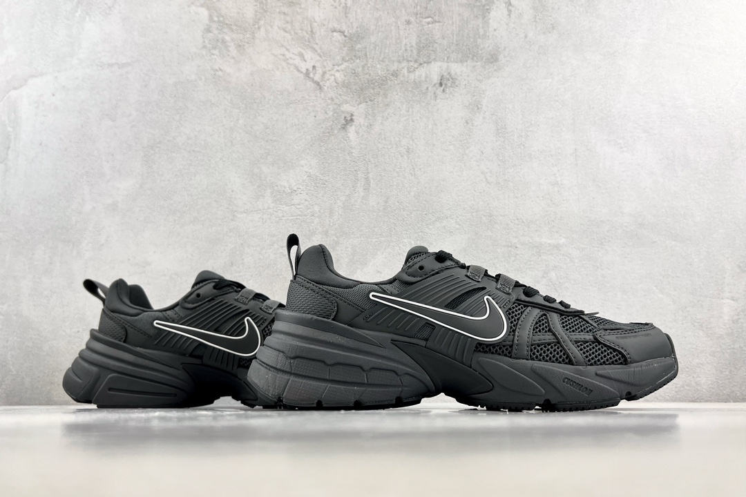 200 Nike V2K Run Runtekk FD0736-001