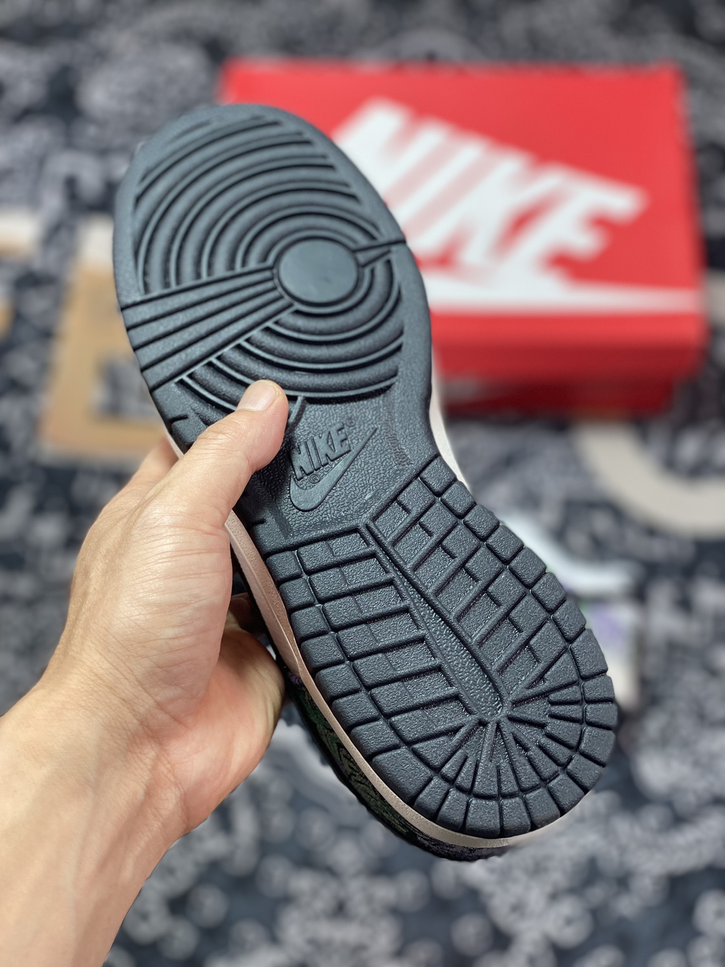 220 Nike SB Dunk Low Next Nature”Floral Tapestry“扣篮系列低帮板鞋“白黑绿粉花卉”FN7105-030