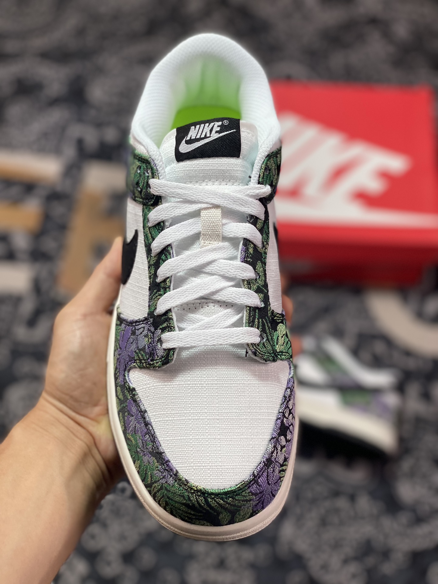 220 Nike SB Dunk Low Next Nature”Floral Tapestry“扣篮系列低帮板鞋“白黑绿粉花卉”FN7105-030