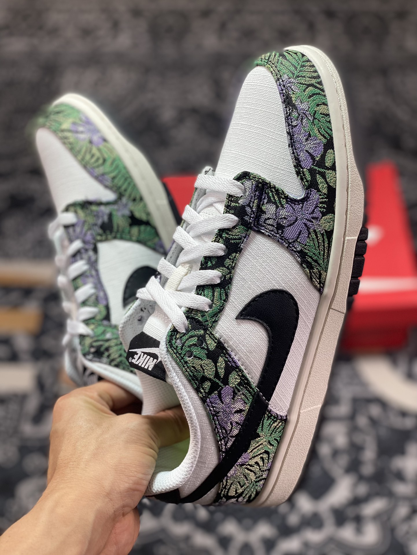 220 Nike SB Dunk Low Next Nature”Floral Tapestry“扣篮系列低帮板鞋“白黑绿粉花卉”FN7105-030