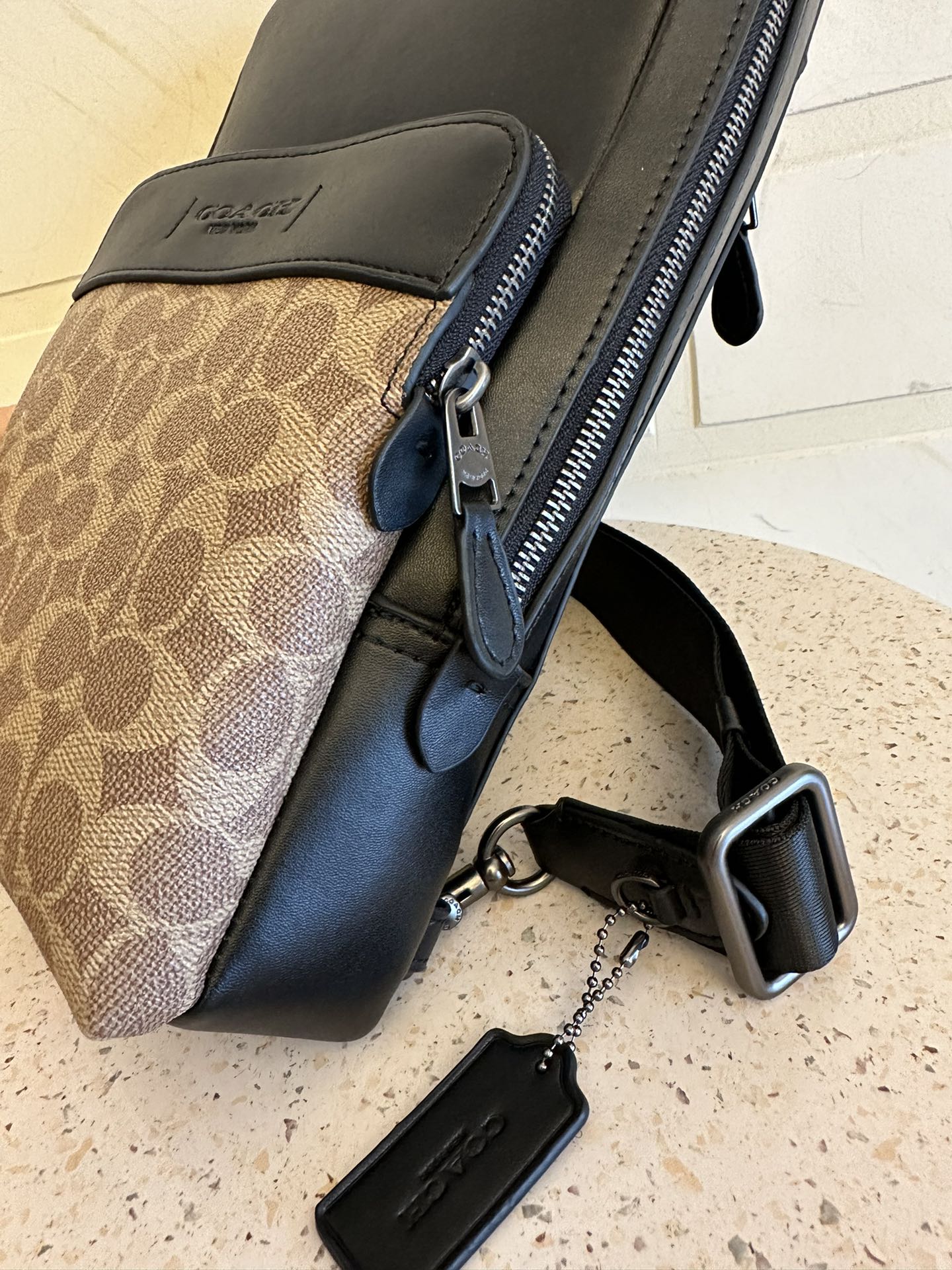 Coach 新款COACH/蔻驰C5332 C5331男士 标志帆布GOTHAM背包 人造革和牛皮革