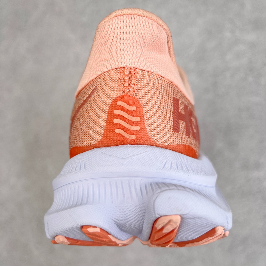 图片[8]-HOKA ONE ONE Kawana 运动鞋 设计采用再生植物纤维网纱制成独特的新型鞋面 工程网纱鞋面柔软透气 搭载 HOKA 标志性缓震中底 提供贴合脚感的同时 还带来有力的支撑 可以在不同速度下兼顾耐久性 是跑步新手和运动爱好者在多场景跑步、运动健身和日常通勤时的不二之选 前后掌 5mm 落差的缓震中底与凹槽设计外底结合速度型滚动平衡技术 可在步伐转换的过程中确保平稳过渡 加长版鞋跟和符合人体工学的跟腱部结构赋予运动爱好者轻盈舒适的脚感 KAWANA 以备受追捧的 MACH 4 作为灵感之源 鞋跟处的 SwallowTail™ 几何造型可在落地时缔造流畅稳定的步态 得以实现柔韧保护 后跟延伸而出的鞋提方便穿脱 全方位提升了整双鞋的穿着体验 尺码：36 36.5 37.5 38 38.5 39 40 40.5 41 42 42.5 43 44 44.5 45-选品中心