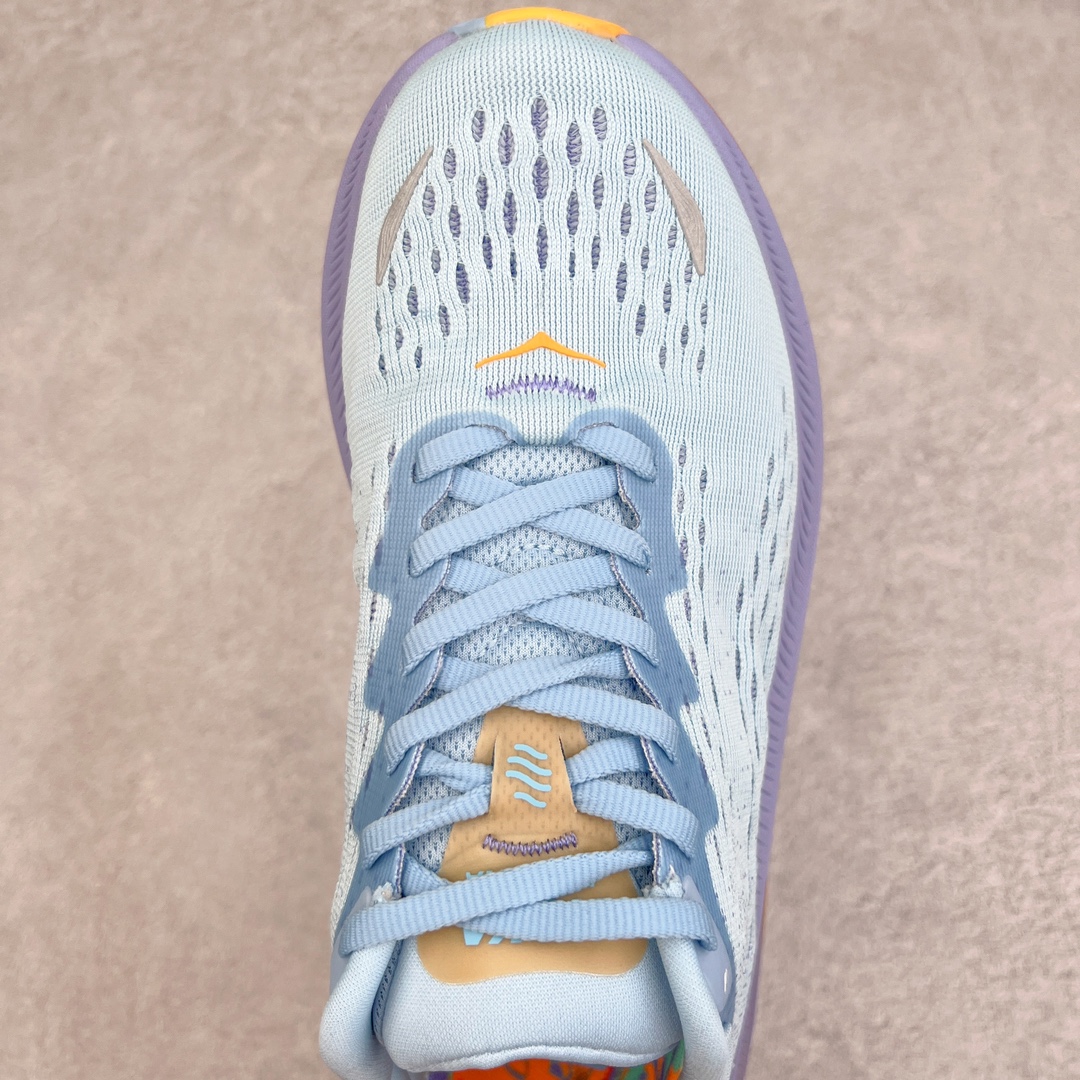 图片[4]-HOKA ONE ONE Kawana 运动鞋 设计采用再生植物纤维网纱制成独特的新型鞋面 工程网纱鞋面柔软透气 搭载 HOKA 标志性缓震中底 提供贴合脚感的同时 还带来有力的支撑 可以在不同速度下兼顾耐久性 是跑步新手和运动爱好者在多场景跑步、运动健身和日常通勤时的不二之选 前后掌 5mm 落差的缓震中底与凹槽设计外底结合速度型滚动平衡技术 可在步伐转换的过程中确保平稳过渡 加长版鞋跟和符合人体工学的跟腱部结构赋予运动爱好者轻盈舒适的脚感 KAWANA 以备受追捧的 MACH 4 作为灵感之源 鞋跟处的 SwallowTail™ 几何造型可在落地时缔造流畅稳定的步态 得以实现柔韧保护 后跟延伸而出的鞋提方便穿脱 全方位提升了整双鞋的穿着体验 尺码：36 36.5 37.5 38 38.5 39 40 40.5 41 42 42.5 43 44 44.5 45-选品中心