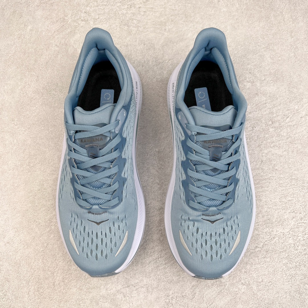 图片[2]-HOKA ONE ONE Kawana 运动鞋 设计采用再生植物纤维网纱制成独特的新型鞋面 工程网纱鞋面柔软透气 搭载 HOKA 标志性缓震中底 提供贴合脚感的同时 还带来有力的支撑 可以在不同速度下兼顾耐久性 是跑步新手和运动爱好者在多场景跑步、运动健身和日常通勤时的不二之选 前后掌 5mm 落差的缓震中底与凹槽设计外底结合速度型滚动平衡技术 可在步伐转换的过程中确保平稳过渡 加长版鞋跟和符合人体工学的跟腱部结构赋予运动爱好者轻盈舒适的脚感 KAWANA 以备受追捧的 MACH 4 作为灵感之源 鞋跟处的 SwallowTail™ 几何造型可在落地时缔造流畅稳定的步态 得以实现柔韧保护 后跟延伸而出的鞋提方便穿脱 全方位提升了整双鞋的穿着体验 尺码：36 36.5 37.5 38 38.5 39 40 40.5 41 42 42.5 43 44 44.5 45-选品中心