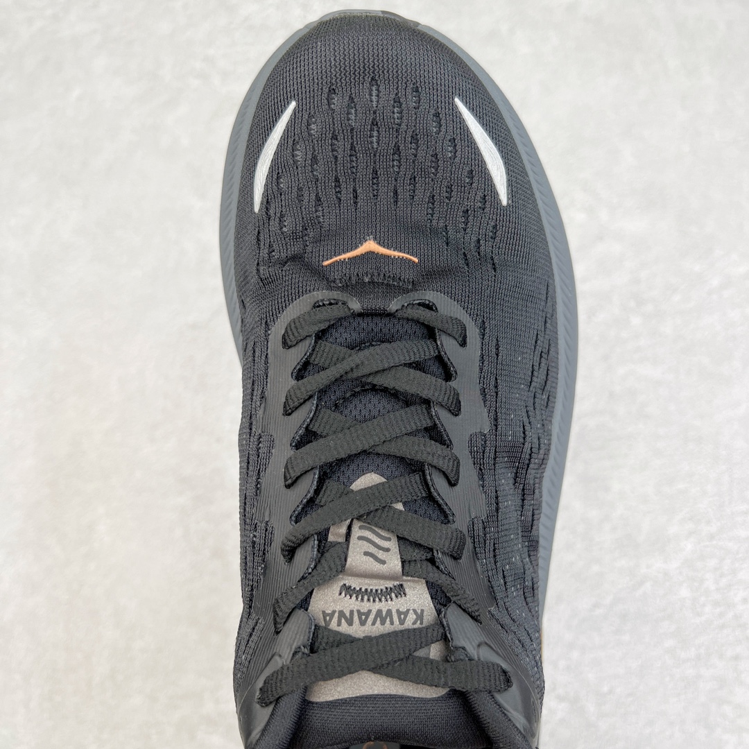 图片[4]-HOKA ONE ONE Kawana 运动鞋 设计采用再生植物纤维网纱制成独特的新型鞋面 工程网纱鞋面柔软透气 搭载 HOKA 标志性缓震中底 提供贴合脚感的同时 还带来有力的支撑 可以在不同速度下兼顾耐久性 是跑步新手和运动爱好者在多场景跑步、运动健身和日常通勤时的不二之选 前后掌 5mm 落差的缓震中底与凹槽设计外底结合速度型滚动平衡技术 可在步伐转换的过程中确保平稳过渡 加长版鞋跟和符合人体工学的跟腱部结构赋予运动爱好者轻盈舒适的脚感 KAWANA 以备受追捧的 MACH 4 作为灵感之源 鞋跟处的 SwallowTail™ 几何造型可在落地时缔造流畅稳定的步态 得以实现柔韧保护 后跟延伸而出的鞋提方便穿脱 全方位提升了整双鞋的穿着体验 尺码：36 36.5 37.5 38 38.5 39 40 40.5 41 42 42.5 43 44 44.5 45-选品中心