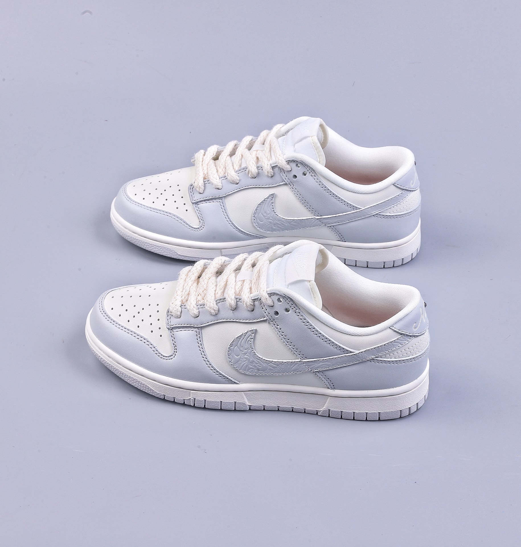 280 A Nike Dunk Low ”Needlework” 浮雕 灰白 SB低帮运动休闲板鞋  FJ4553-133