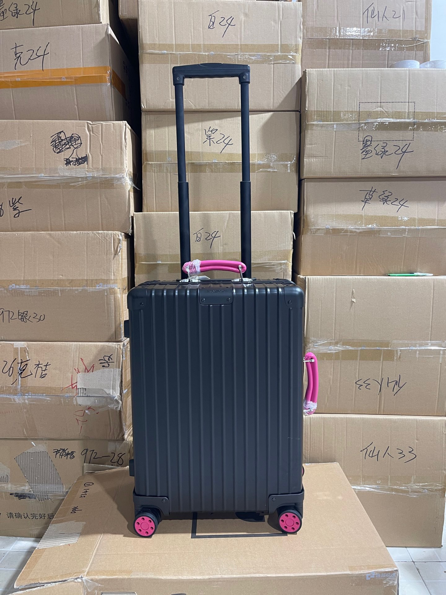 Rimowa Cabin Black with Pink handles Carry-on travel