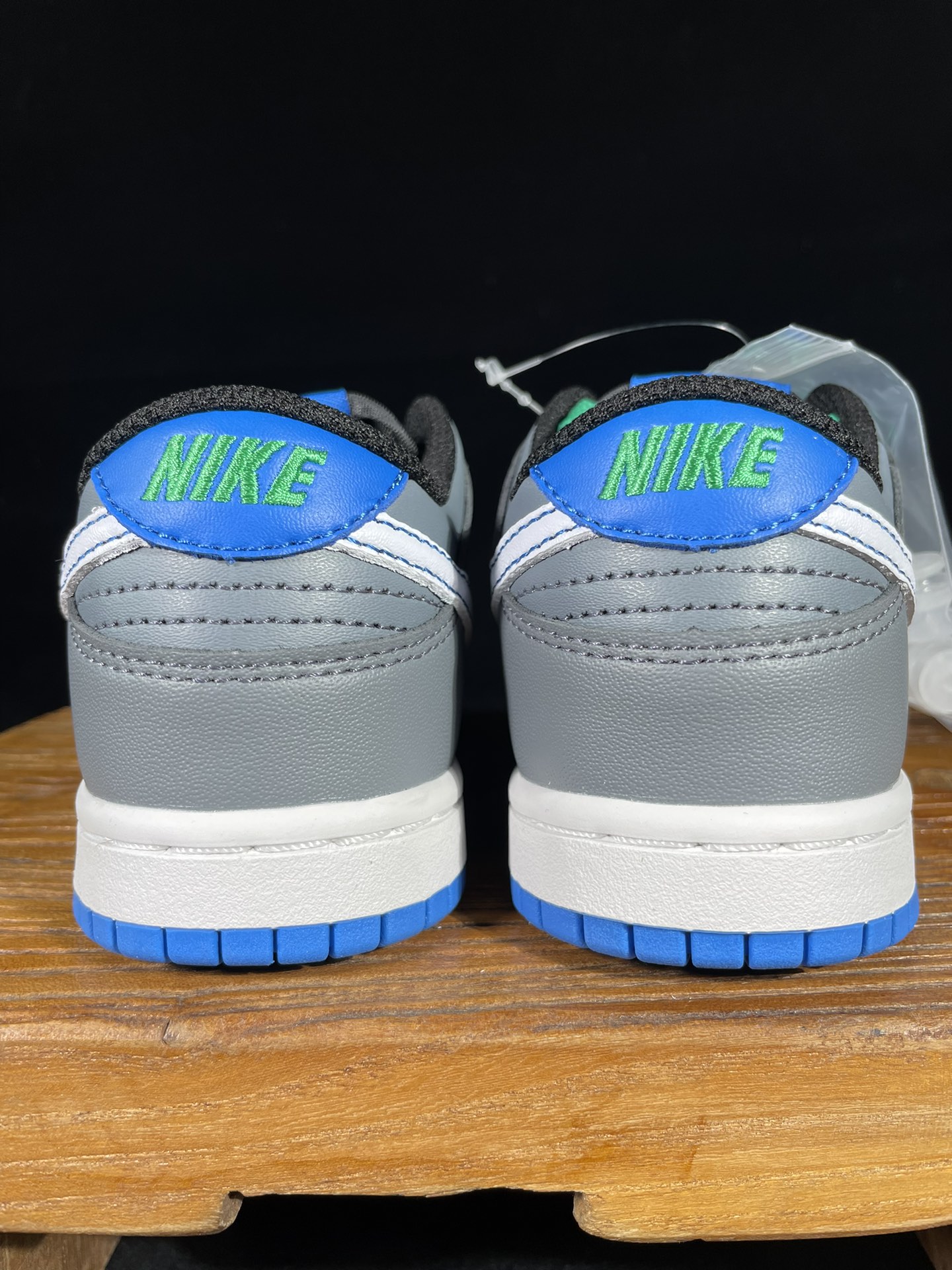 特价清货 福利特价‼️ 核心价格表私 
童鞋dunk 灰蓝
C版大厂出品，比市面小厂童鞋品质好太多了！
