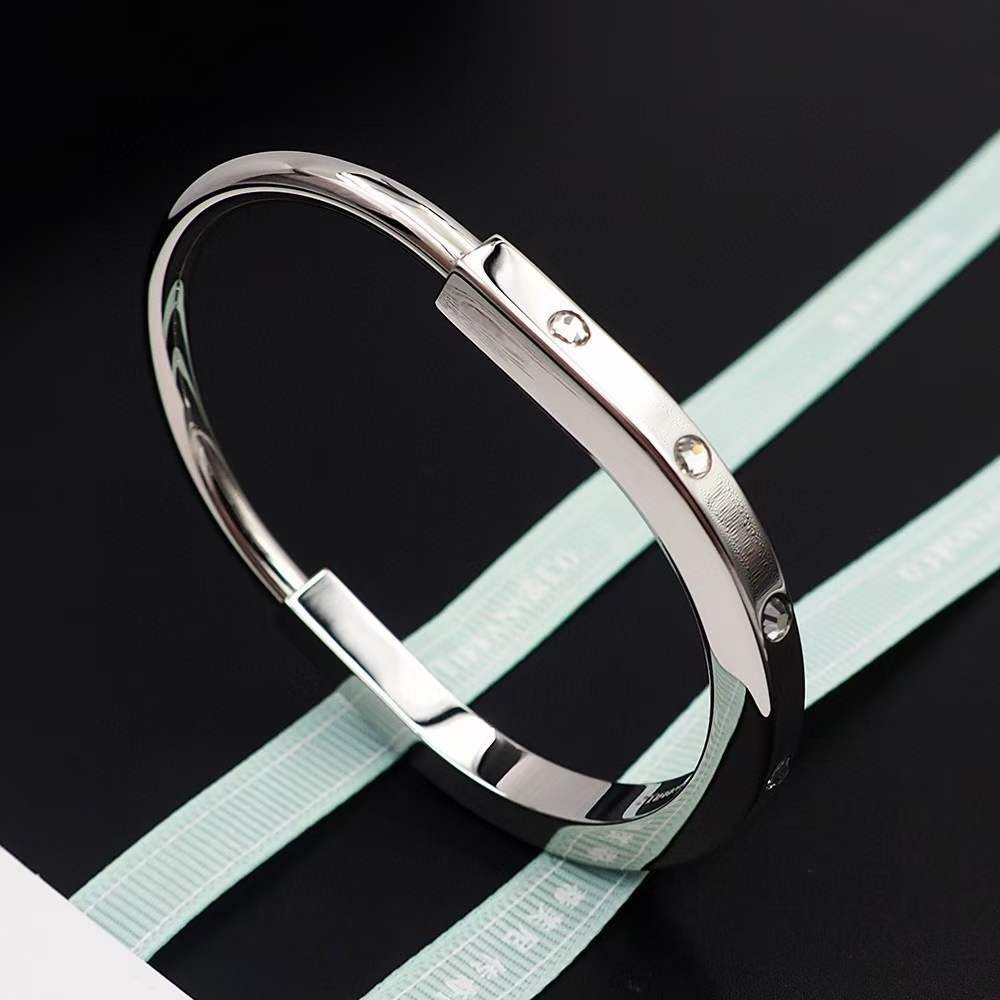 Tiffany & Co. Tiffany&Co. Lock银色三钻锁头手镯