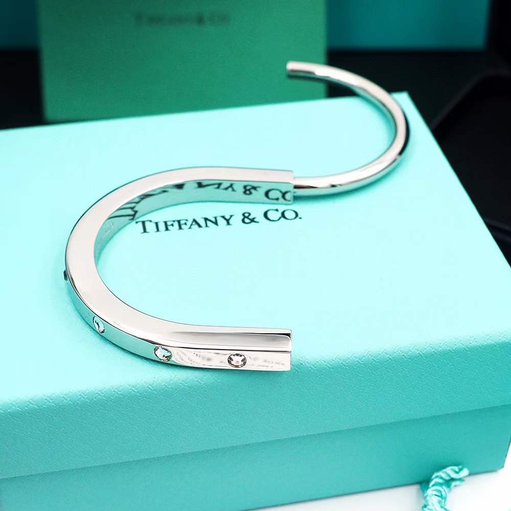 Tiffany & Co. Tiffany&Co. Lock银色三钻锁头手镯