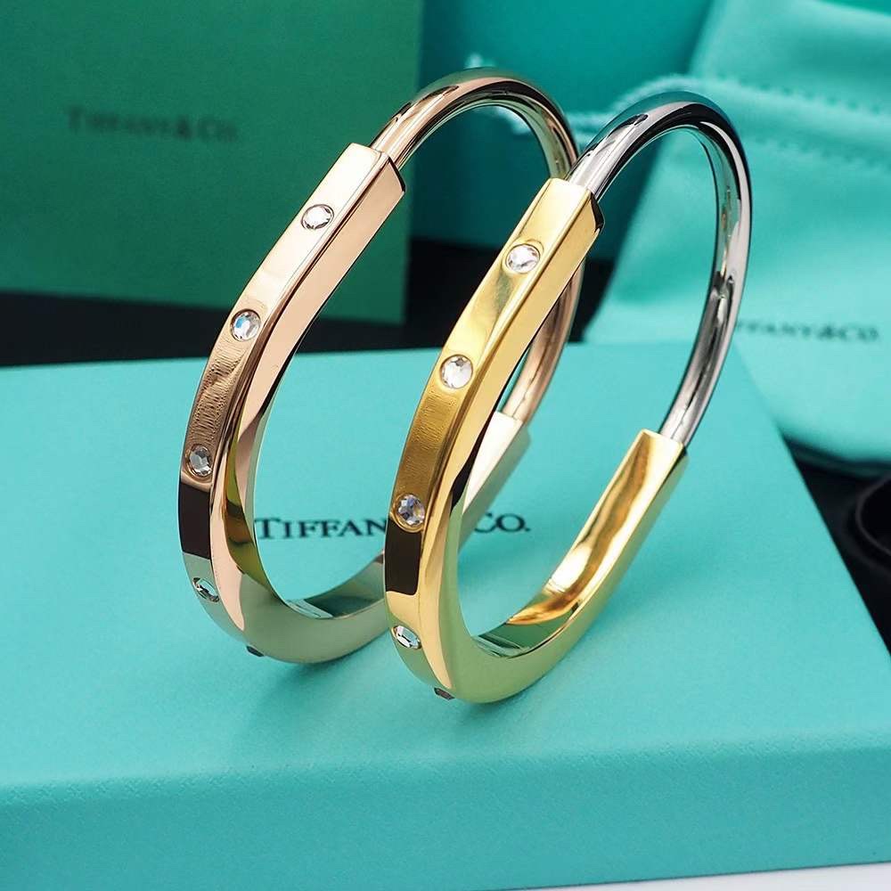 Tiffany & Co. Tiffany Lock系列 金色 三‮锁钻‬头手镯