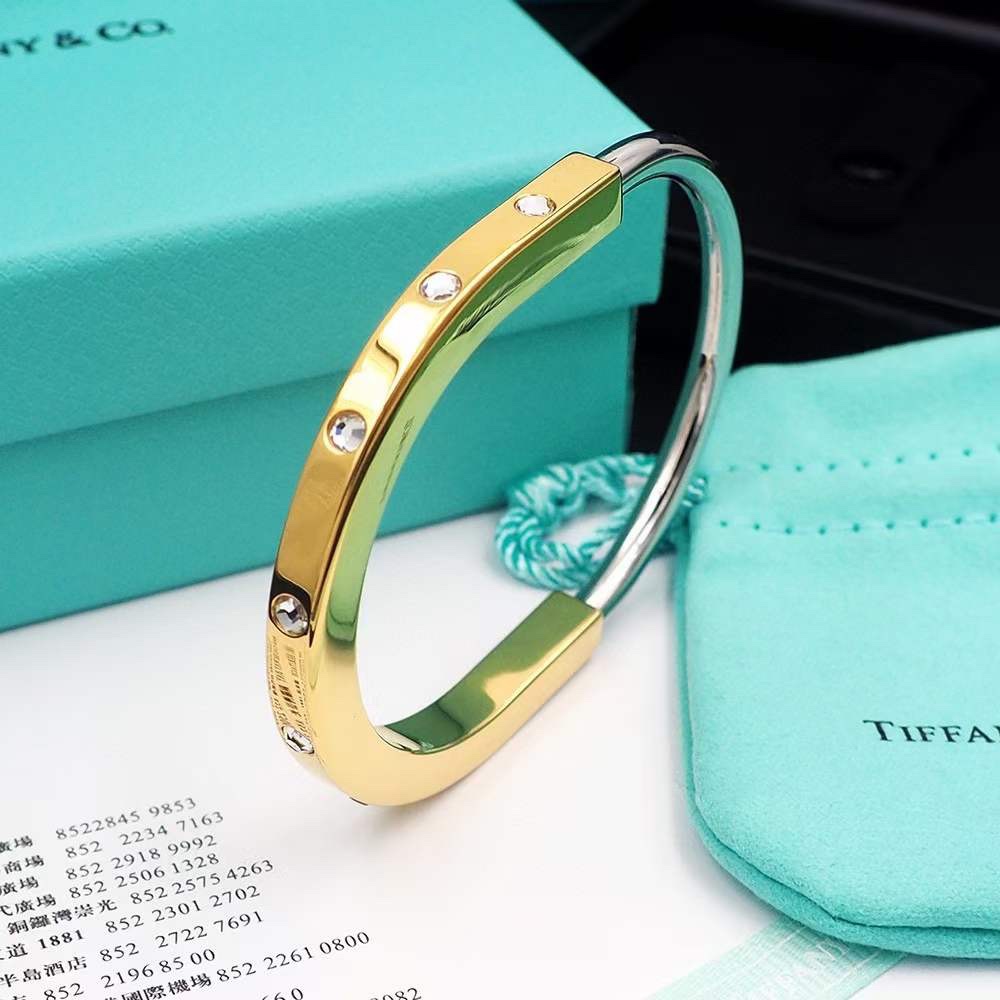 Tiffany & Co. Tiffany Lock系列 金色 三‮锁钻‬头手镯