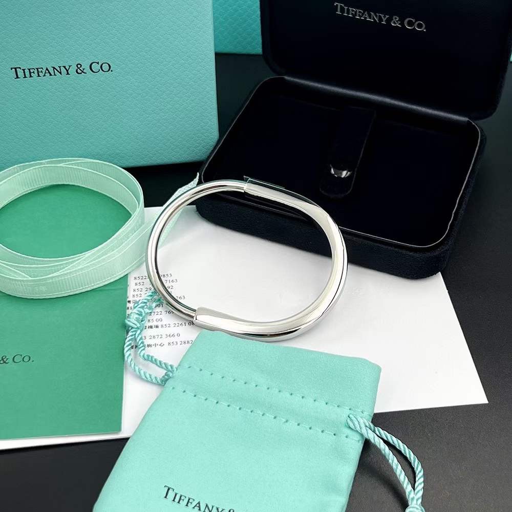 Tiffany & Co. Tiffany Lock系列 银色 无钻‬头手镯