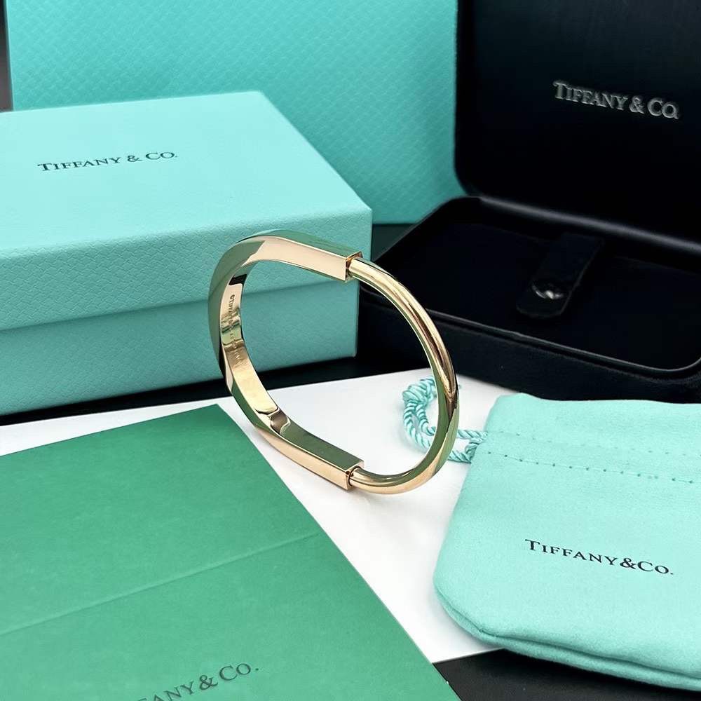 Tiffany & Co. Tiffany Lock系列 玫瑰金 无‮锁钻‬头手镯