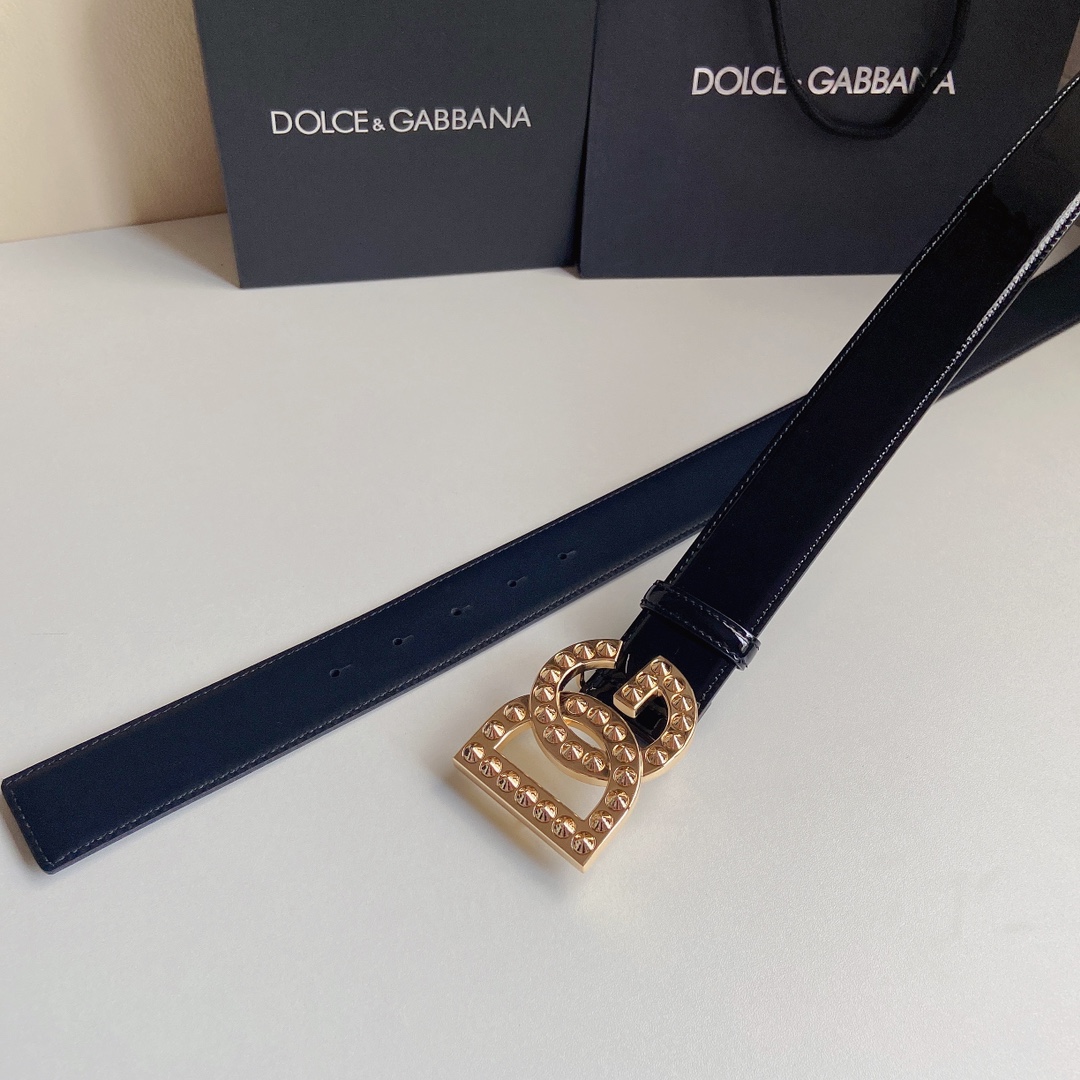 D&G杜嘉班纳亮泽小牛皮腰带缀以电镀
