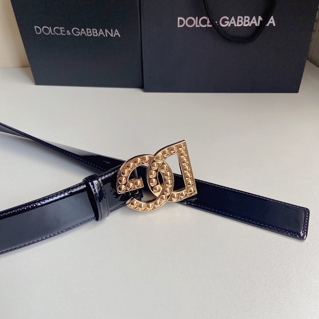 D&G杜嘉班纳亮泽小牛皮腰带缀以电镀