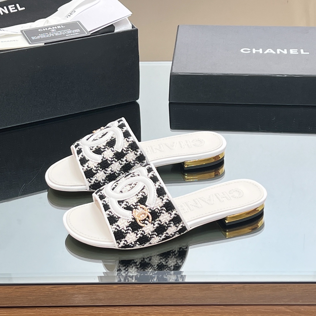 Chanel Chaussures Pantoufles Broderie de fleurs Genuine Leather Peau mouton Tissé