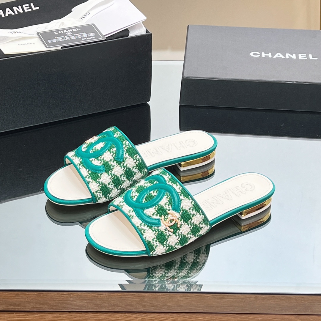 Chanel Chaussures Pantoufles Broderie de fleurs Genuine Leather Peau mouton Tissé