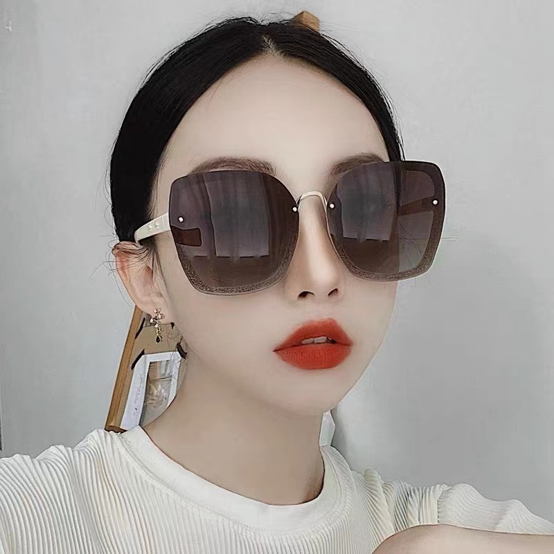 Chanel Knockoff
 Sunglasses Spring Collection