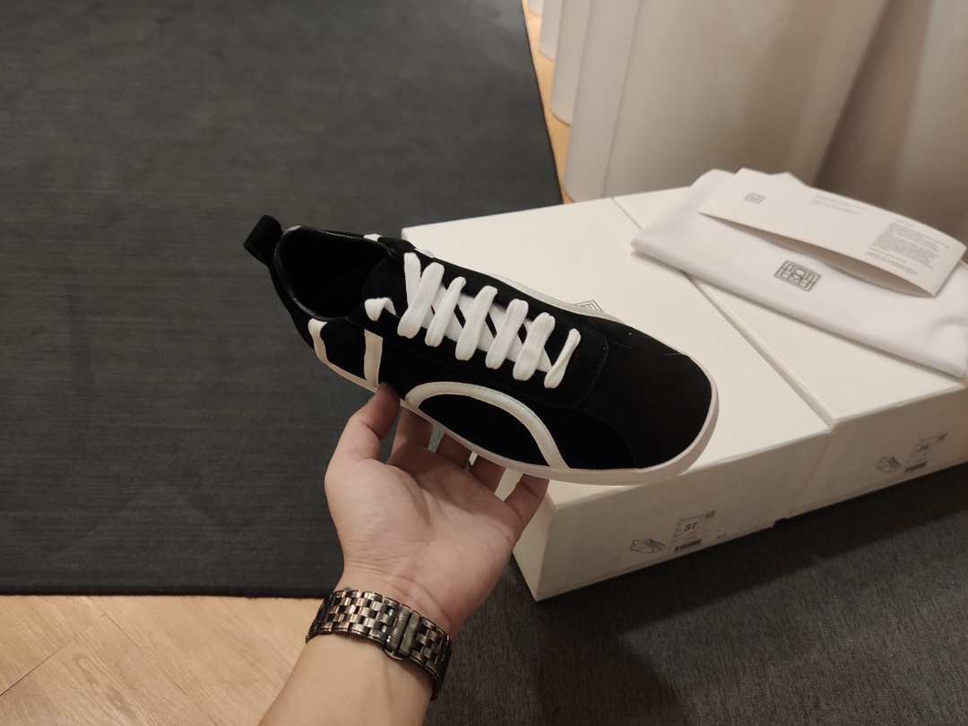 “625 TOTEME Sheepskin Recreational Sports Shoes with Big Bottom, Sizes 35-39” - 图片 2