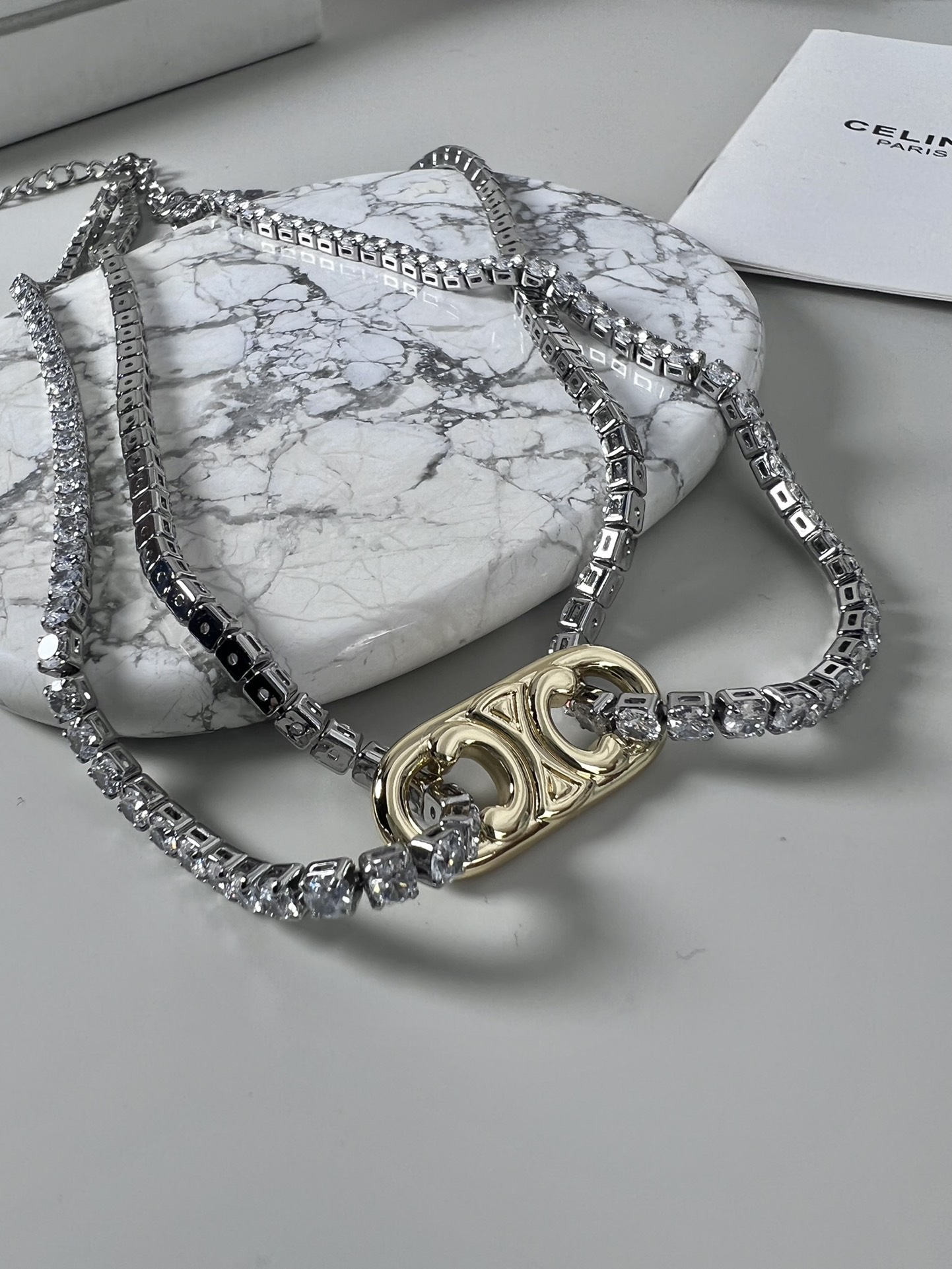 。Celine 🈵️钻 项链