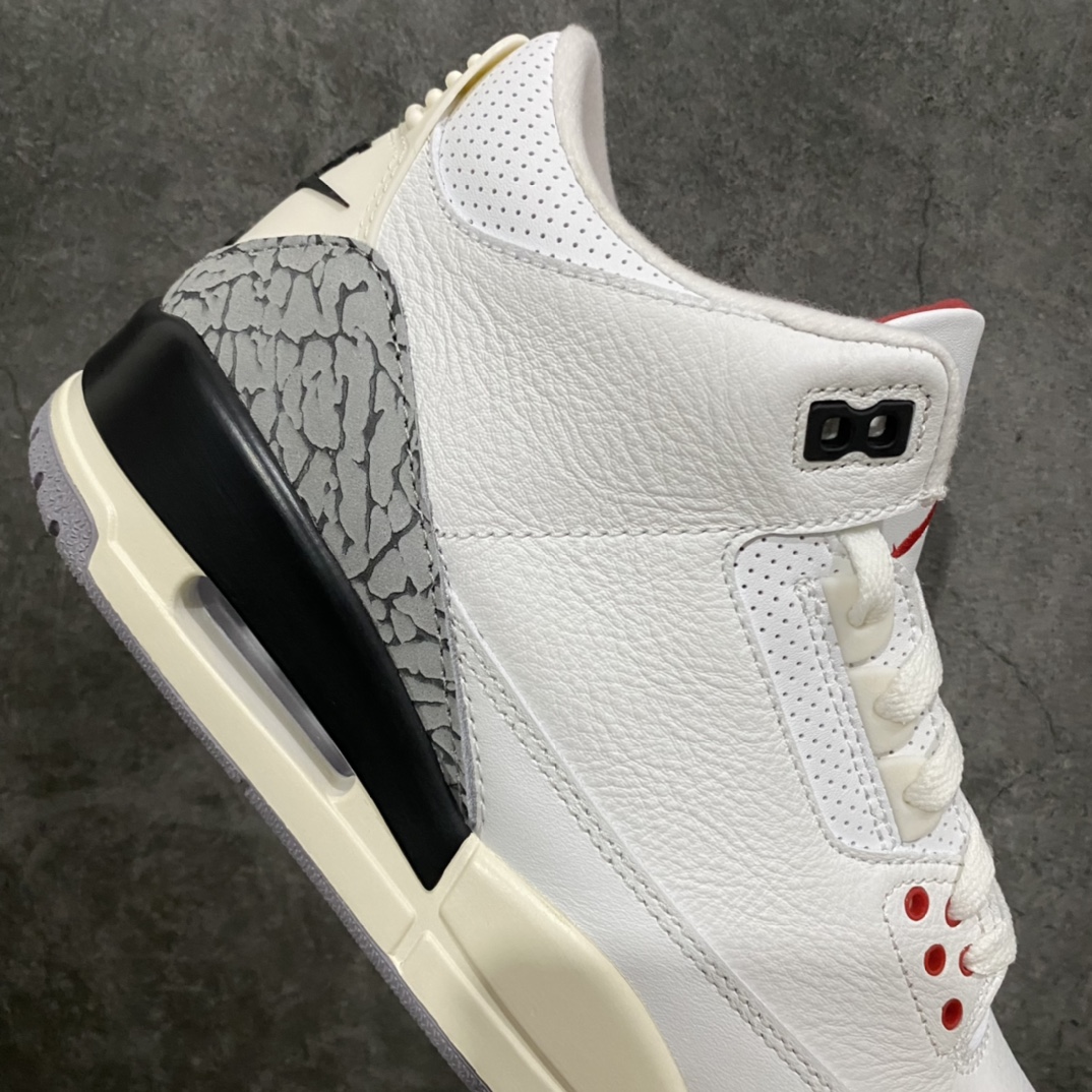 图片[7]-【X版纯原】Air Jordan AJ3 做旧复刻复古白水泥 货号：DN3707-100nnx版的这款做的是真心好n拿到实物感觉很惊艳 各细节都非常到位n正确爆裂纹 细腻原厂皮料 高价零售首选此版本绝对稳nn纯原大厂出品 品质毋庸置疑n全鞋均使用原厂皮料 细节无可挑剔n完美鞋型 裁边清洁度无敌 皮料为细腻甩纹牛皮后跟定型也很好 反口弧度自然 正确爆裂纹n高端零售客户的极佳选择 尺码：40-47.5-莆田鞋批发中心