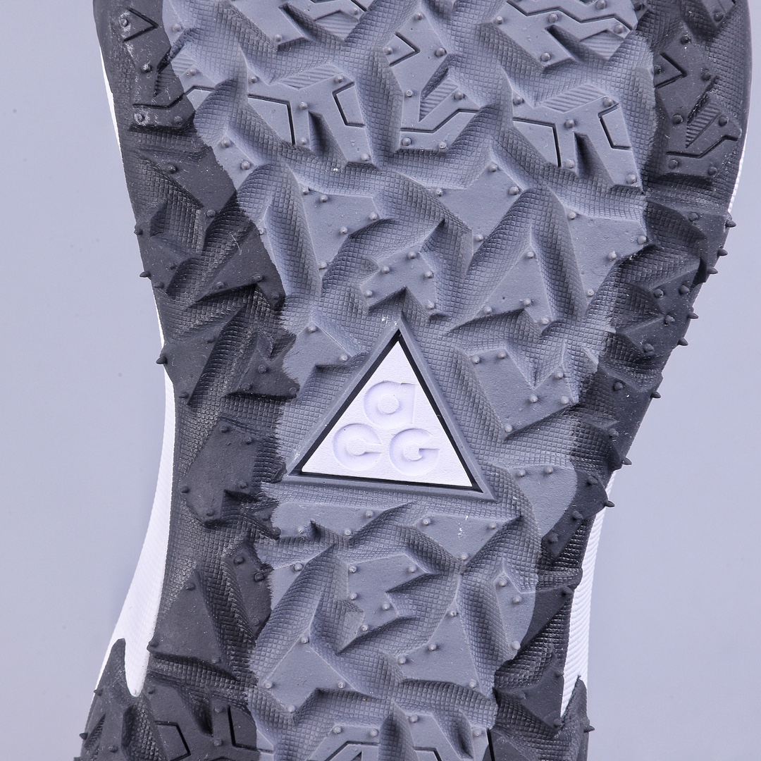 200 Nike ACG Mountain Fly Low GTX SE 登山系列运动鞋 DV7903-100