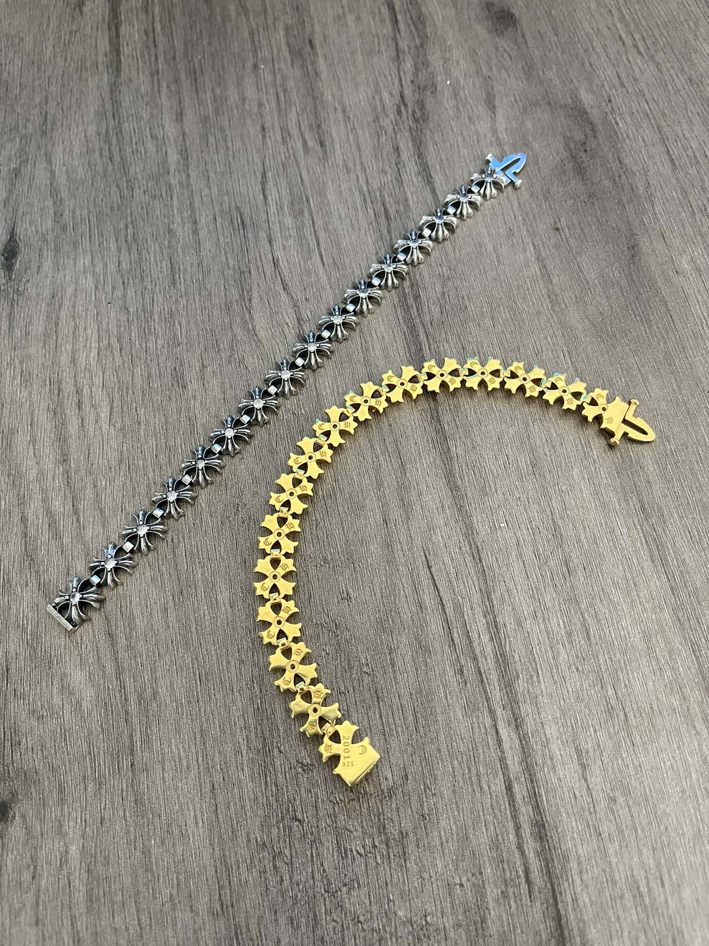 クロ心 タイ銀色 22Kゴールドコーティング斜十字手ブレスレット