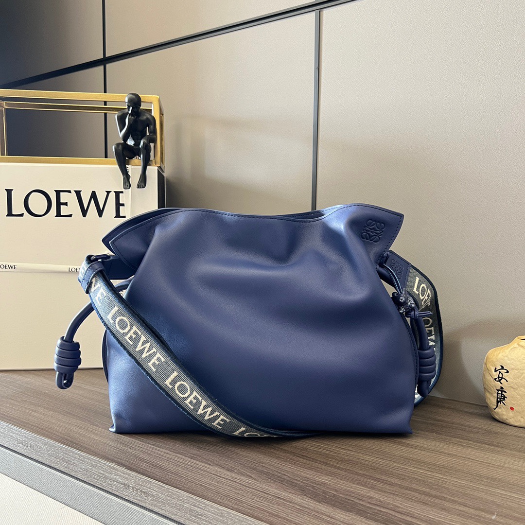 [Loewe Women