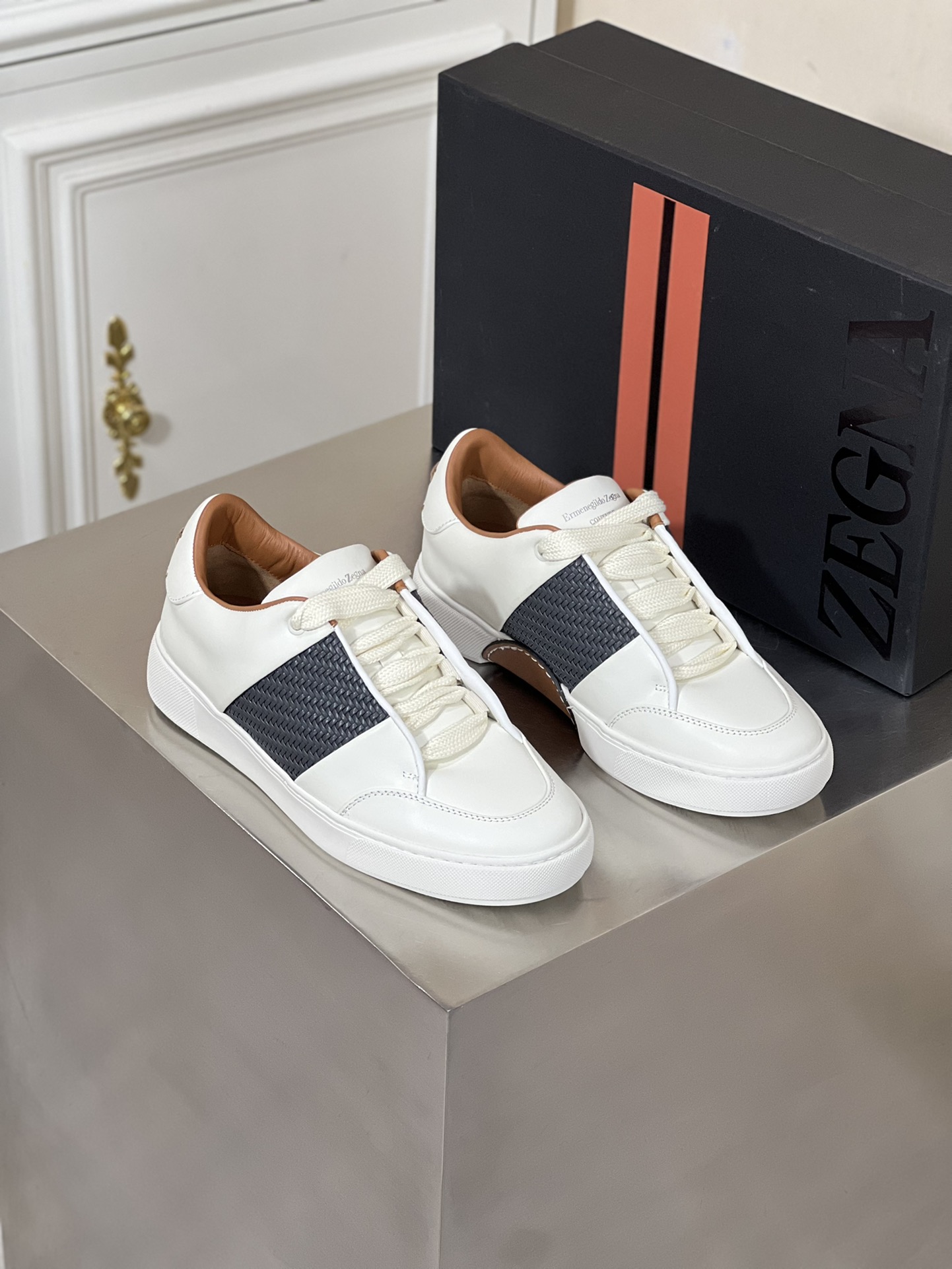 --NUEVOS PRODUCTOS--ERMENEGILDO ZEGNA Zegna 2023 nuevos zapatos deportivos de los hombres! ¡Este mod