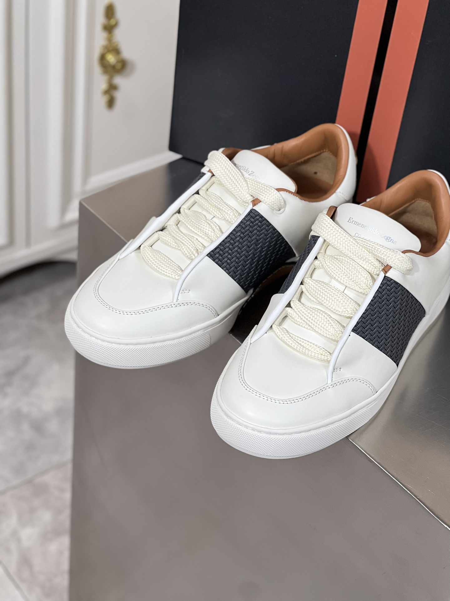 --NUEVOS PRODUCTOS--ERMENEGILDO ZEGNA Zegna 2023 nuevos zapatos deportivos de los hombres! ¡Este mod