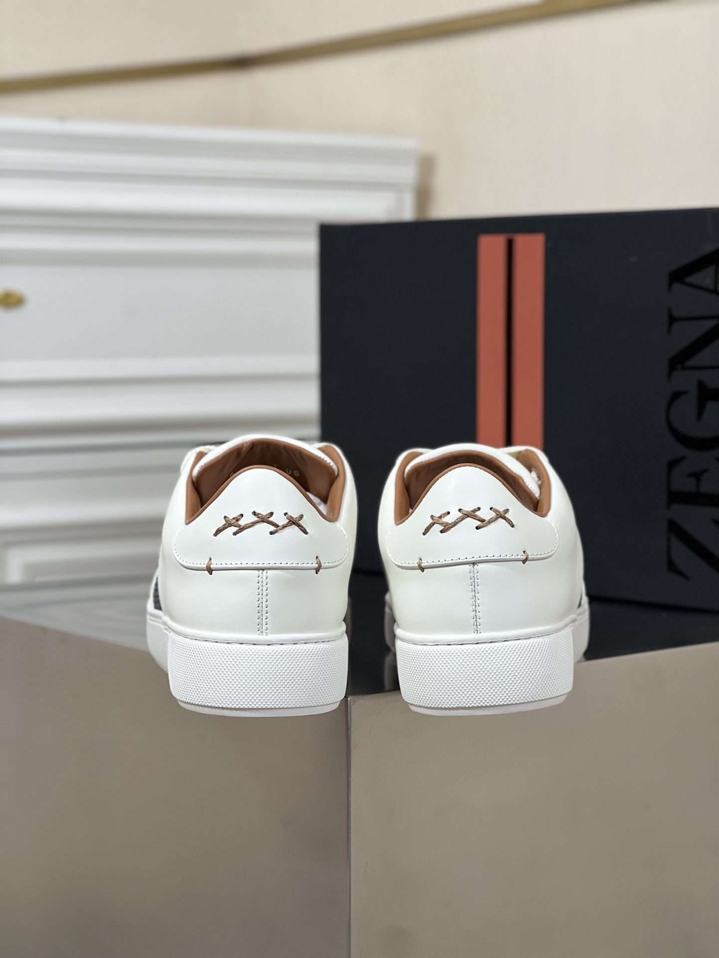 --NUEVOS PRODUCTOS--ERMENEGILDO ZEGNA Zegna 2023 nuevos zapatos deportivos de los hombres! ¡Este mod