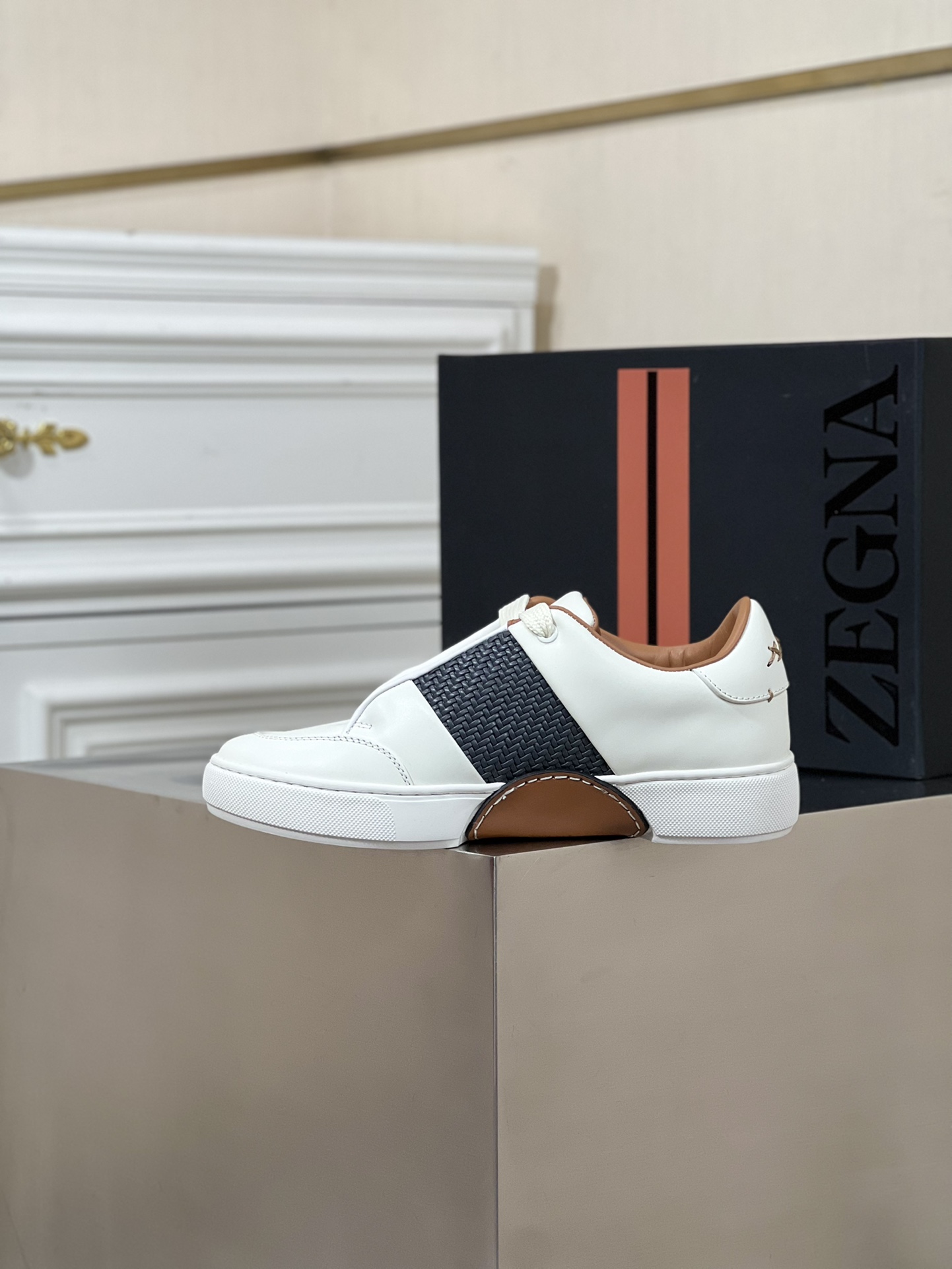 --NUEVOS PRODUCTOS--ERMENEGILDO ZEGNA Zegna 2023 nuevos zapatos deportivos de los hombres! ¡Este mod