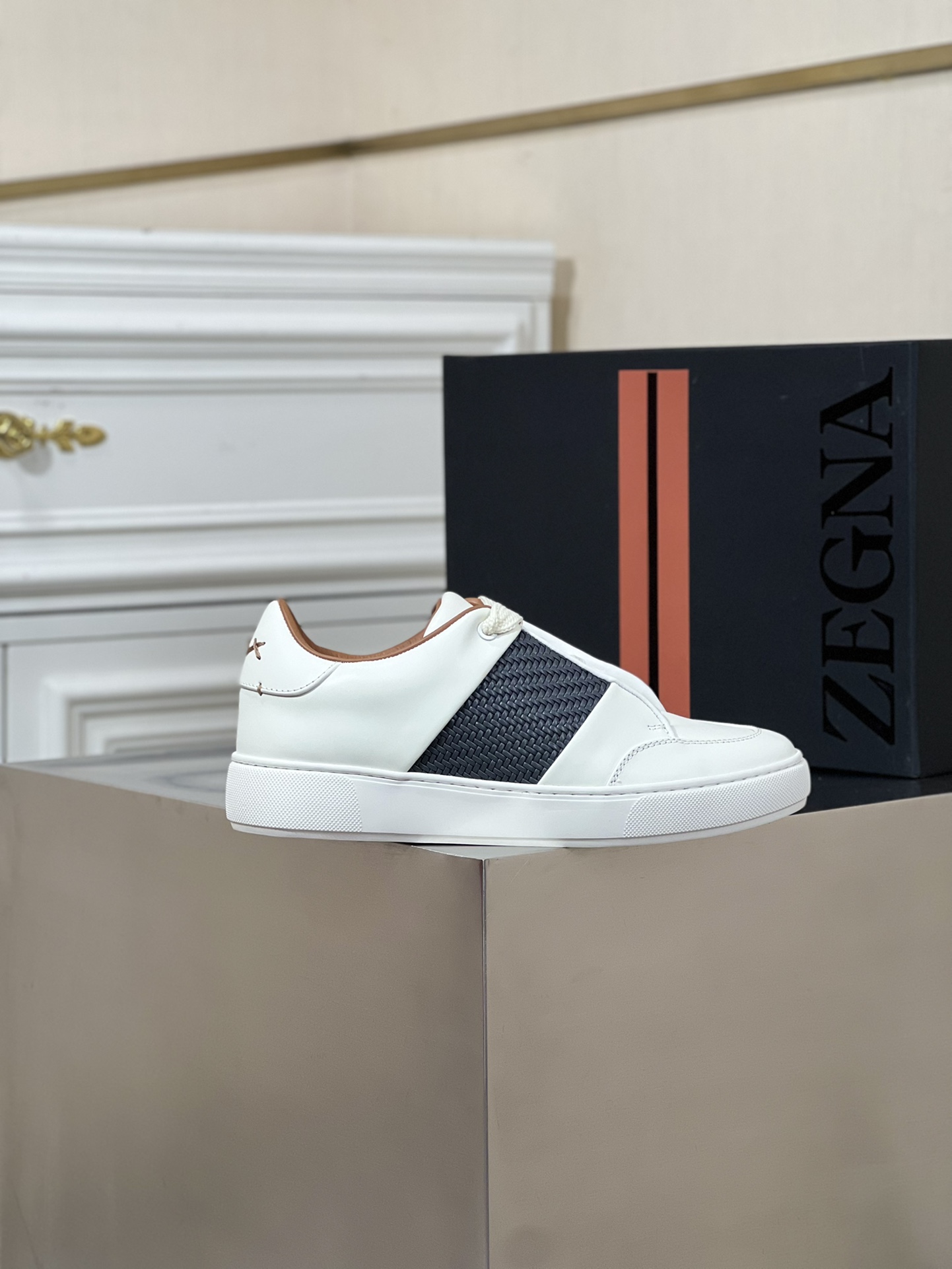 --NUEVOS PRODUCTOS--ERMENEGILDO ZEGNA Zegna 2023 nuevos zapatos deportivos de los hombres! ¡Este mod