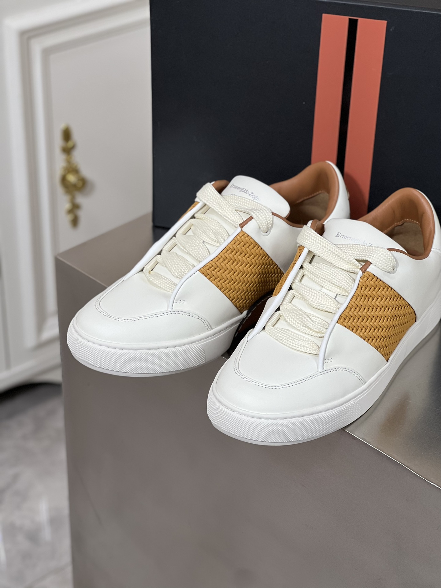 --NUEVOS PRODUCTOS--ERMENEGILDO ZEGNA Zegna 2023 nuevos zapatos deportivos de los hombres! ¡Este mod