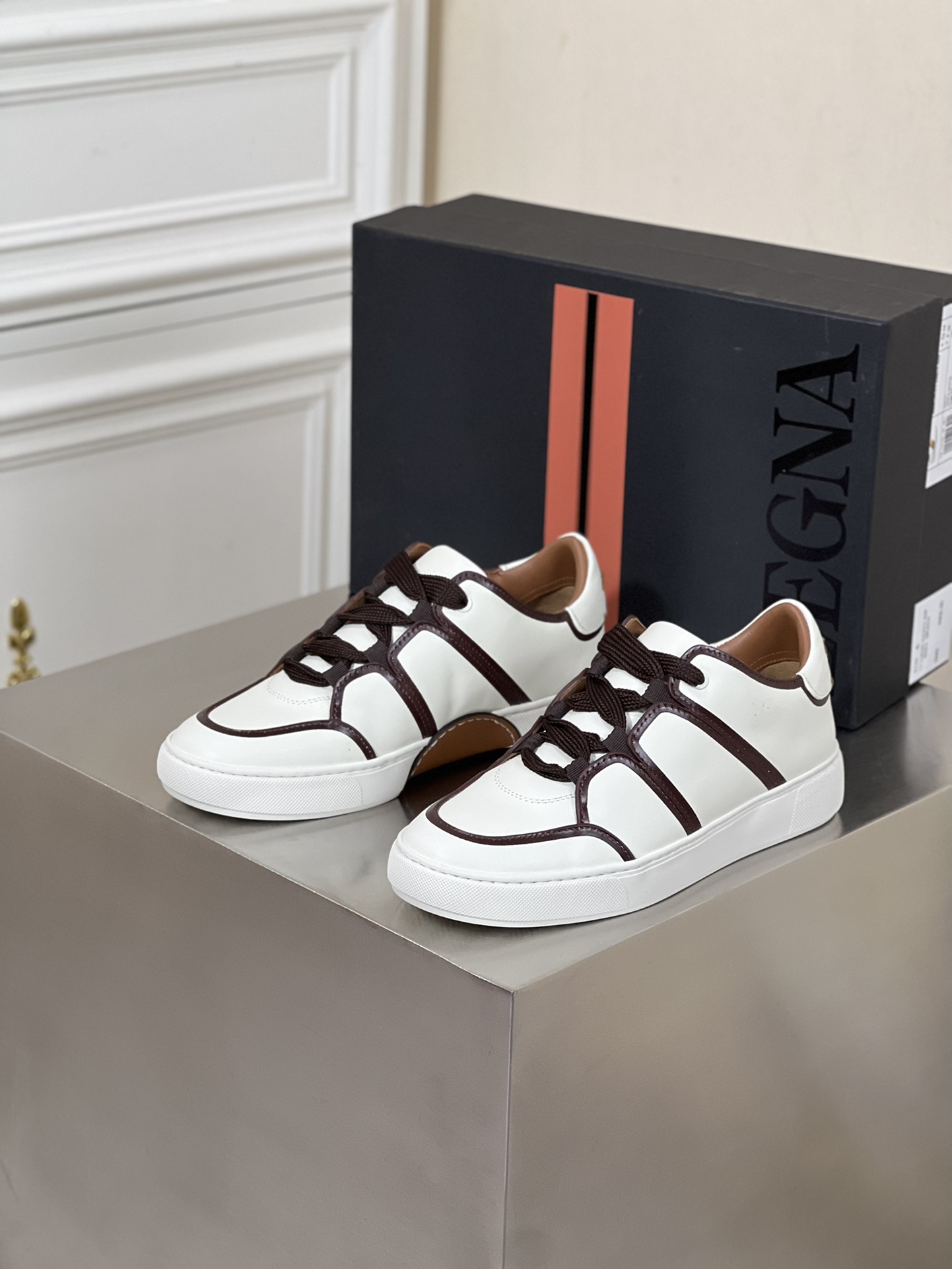 --NUEVOS PRODUCTOS--ERMENEGILDO ZEGNA Zegna 2023 nuevos zapatos deportivos de los hombres! ¡Este mod