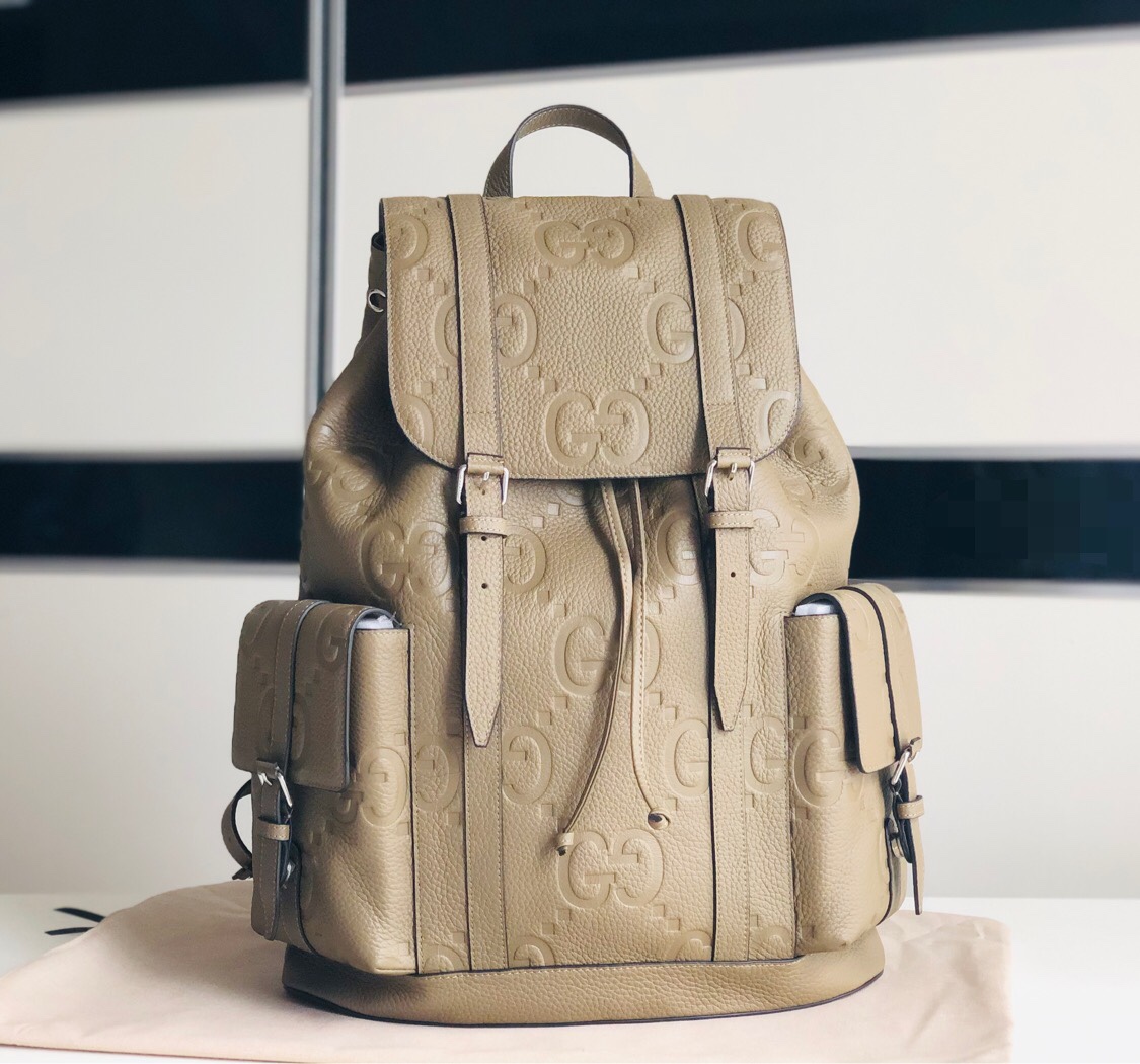 Gucci 23 The best purchasing agent for super double G backpack.