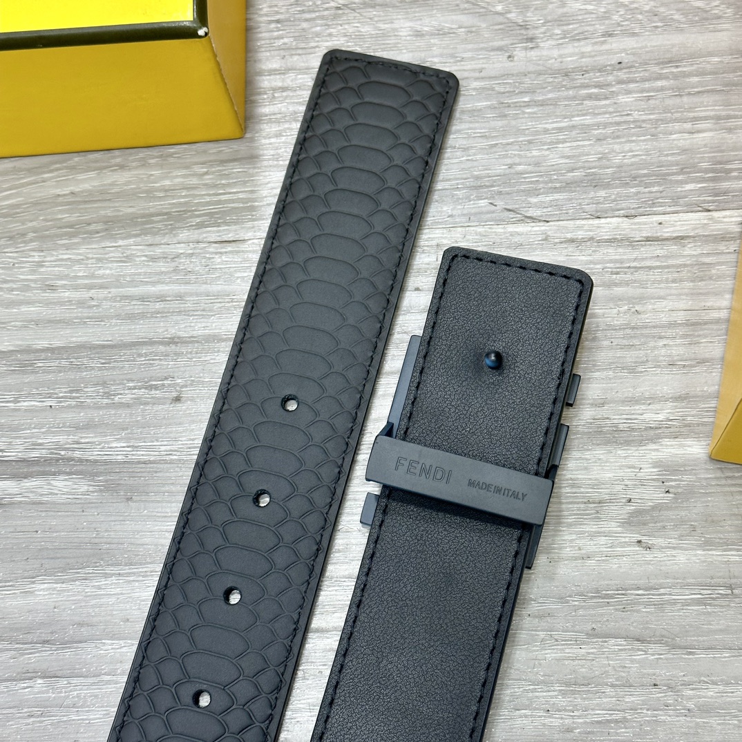 FENDl芬迪宽40MM双面原版小牛