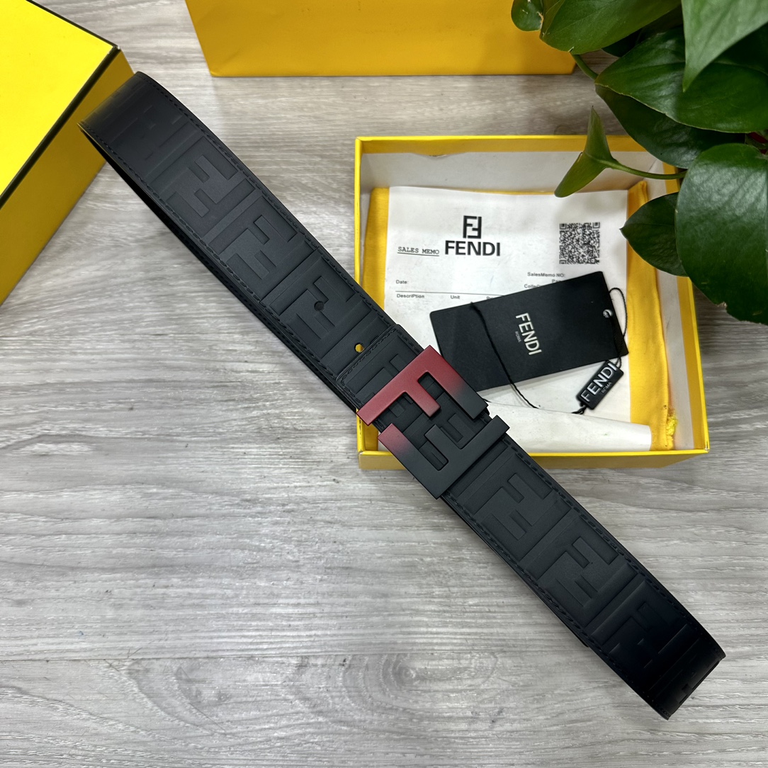 FENDl芬迪宽40MM双面原版小牛