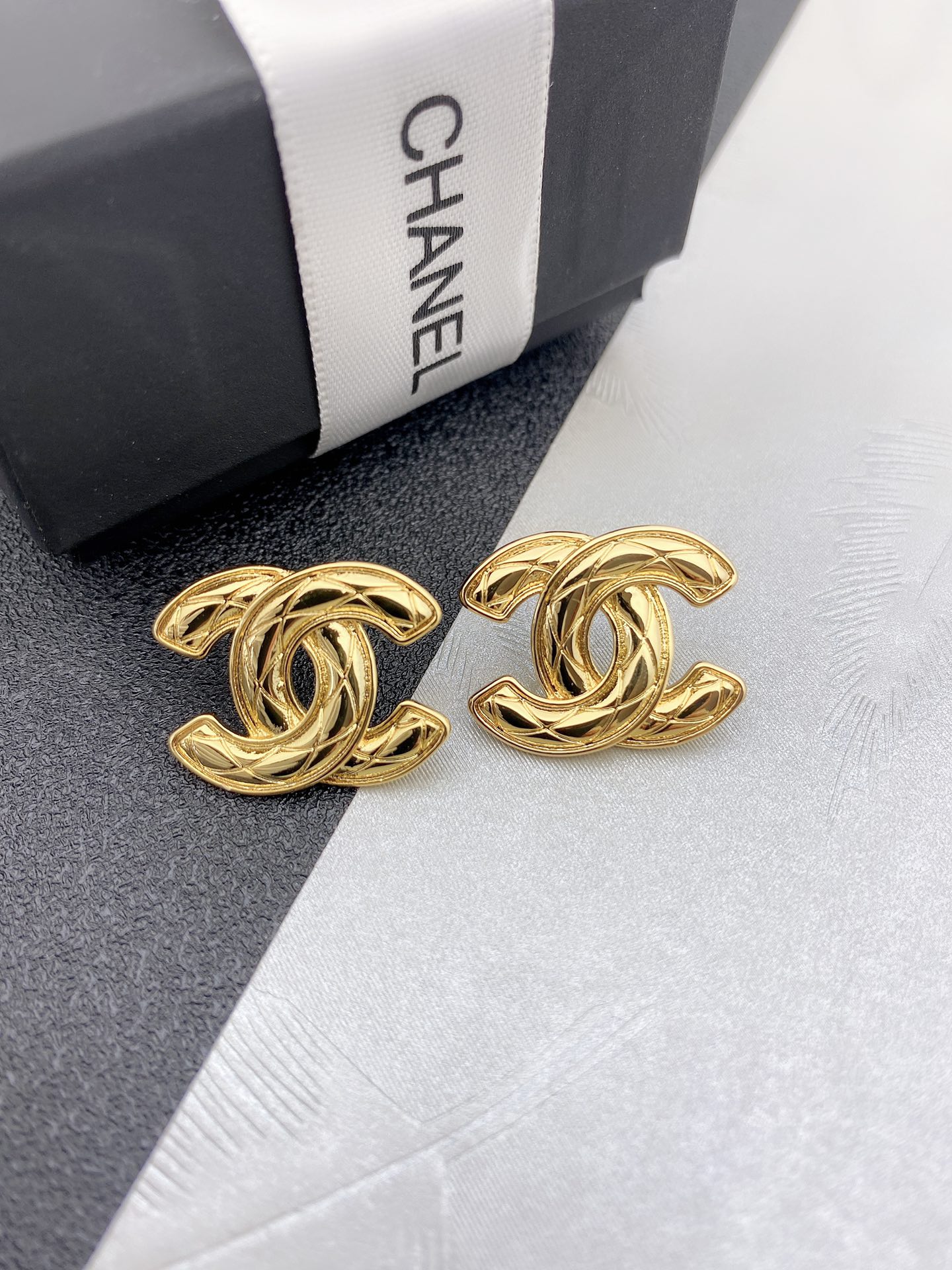 Chanel Jewelry Earring Yellow 925 Silver