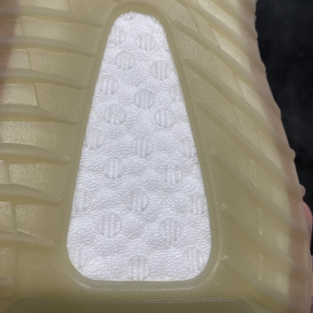 纯原版本Yeezy350V2欧限欧洲限定EG7492市场第一梯队高端零售首选品质不翻车原鞋原厂数据材料开