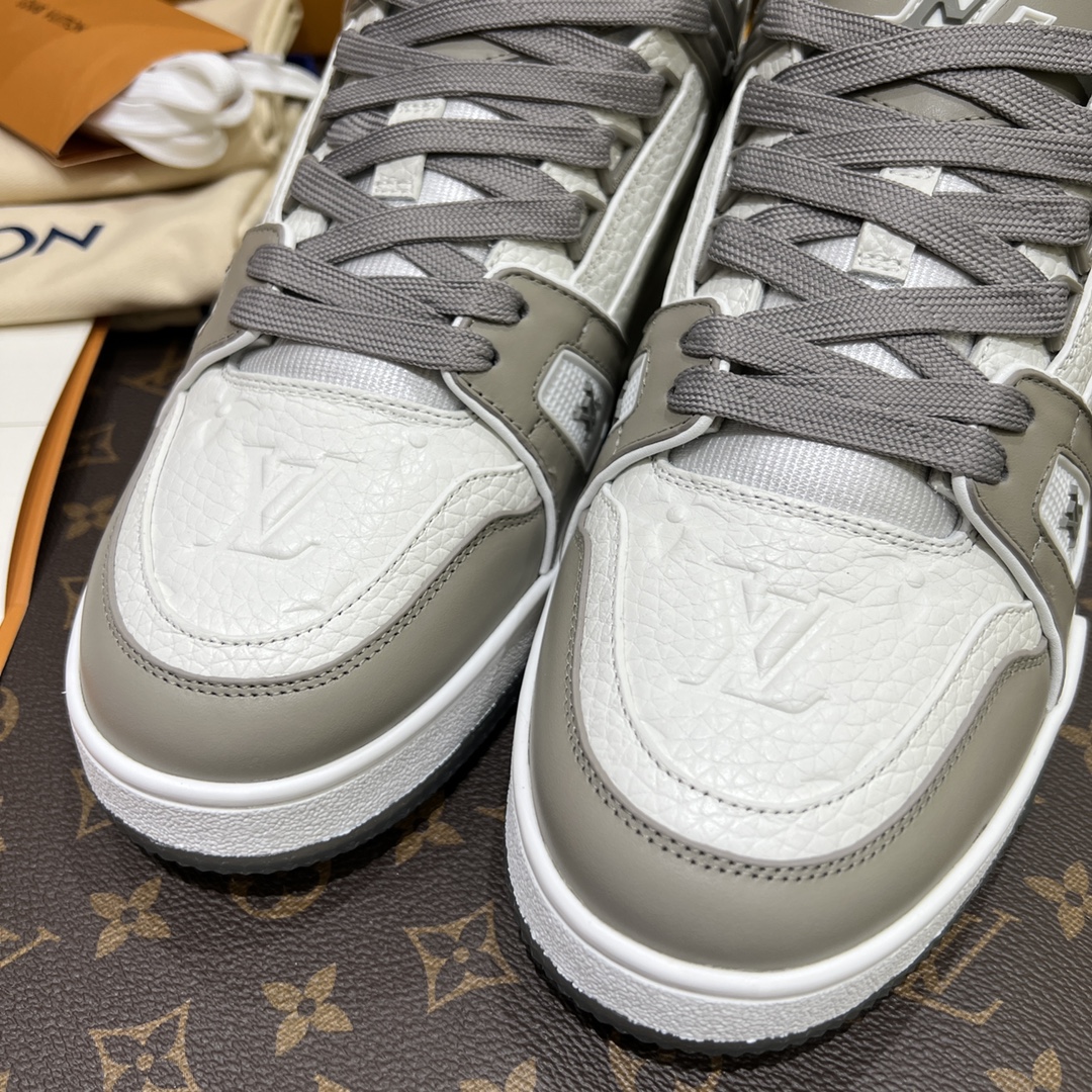 Louis Vuitton Luxury Footwear Collection 4