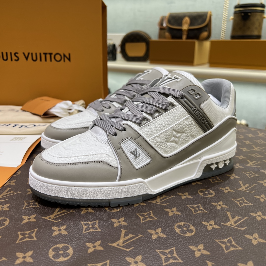 Louis Vuitton Luxury Footwear Collection 3