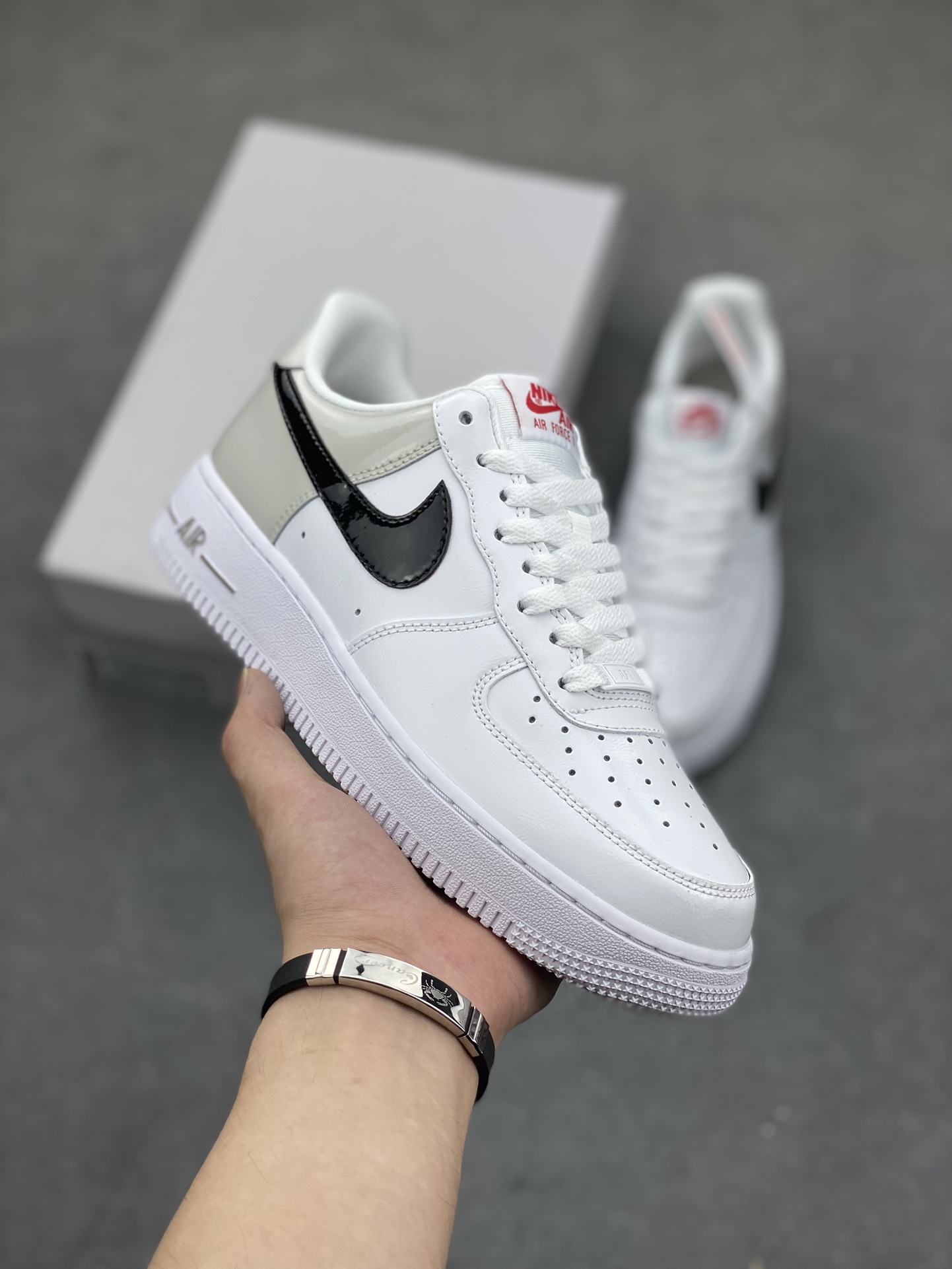 Nike Air Force 1 '07 Low White/Grey/Black - Authentic Design & Comfort 2 i1687732160 7127 0