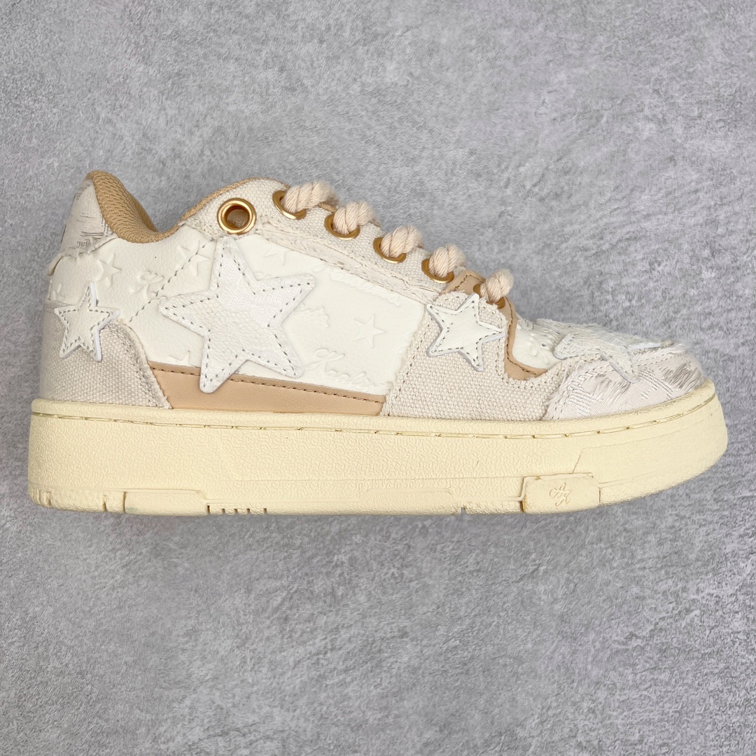 ＃福利特价 KAALIXTO Retro Vintage 星星潮流休闲防滑耐磨低帮板鞋 此款鞋使用牛仔作为主要的鞋面材质 结实耐磨 鞋舌设计特有印花皮牌作为搭配充分凸显牛仔的特性 整体鞋款采用牛仔面料随意角度拼接的呈现方法 打破消费者原有对鞋子的刻板印象 让人耳目一新 织麦标在彰品品牌属性的同时更具牛仔的代表性元素 并采用加厚内里 穿着舒适透气 鞋底做旧氧化 尺码：36 37 38 39 40 41 42 43 44 45-选品中心