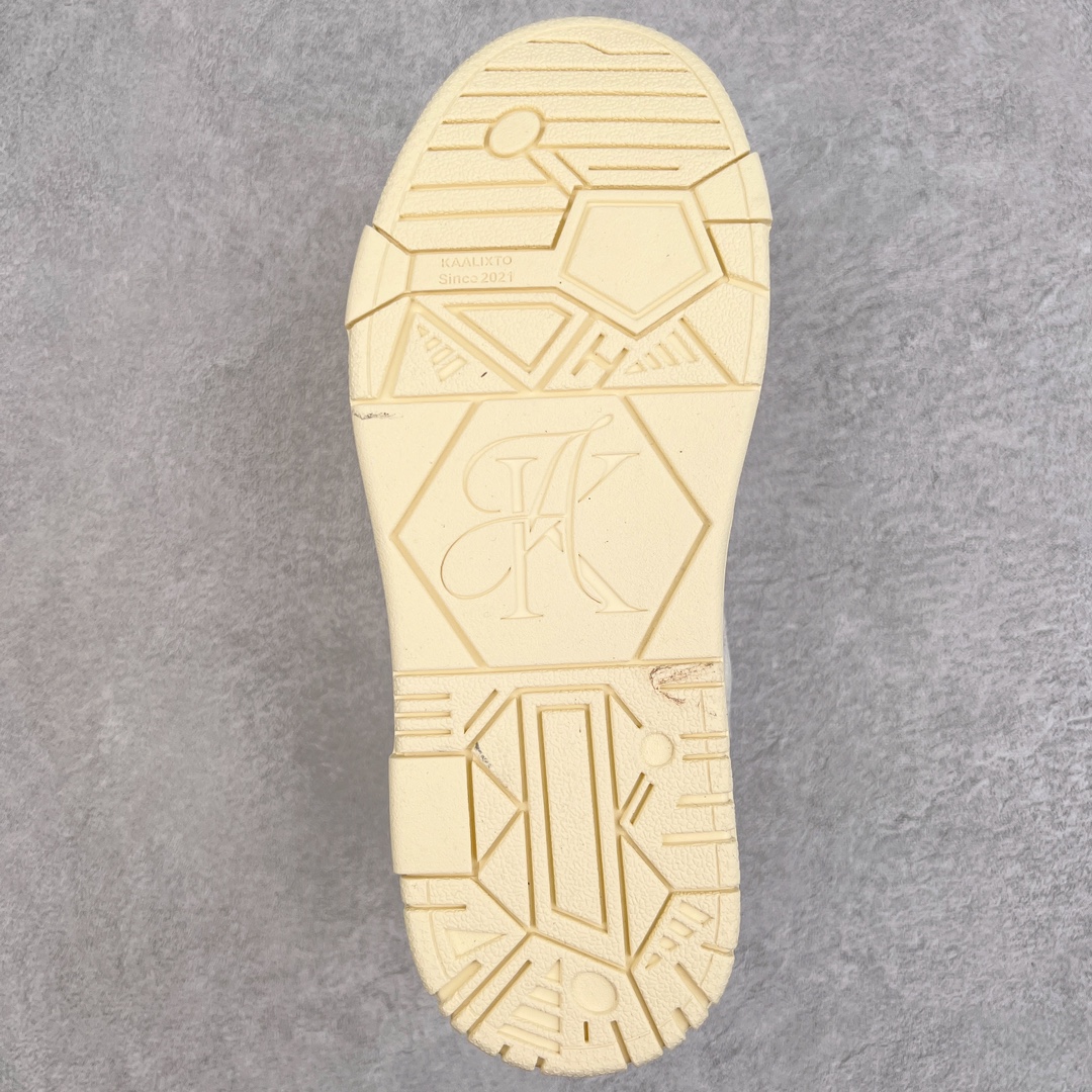 图片[9]-＃福利特价 KAALIXTO Retro Vintage 星星潮流休闲防滑耐磨低帮板鞋 此款鞋使用牛仔作为主要的鞋面材质 结实耐磨 鞋舌设计特有印花皮牌作为搭配充分凸显牛仔的特性 整体鞋款采用牛仔面料随意角度拼接的呈现方法 打破消费者原有对鞋子的刻板印象 让人耳目一新 织麦标在彰品品牌属性的同时更具牛仔的代表性元素 并采用加厚内里 穿着舒适透气 鞋底做旧氧化 尺码：36 37 38 39 40 41 42 43 44 45-选品中心