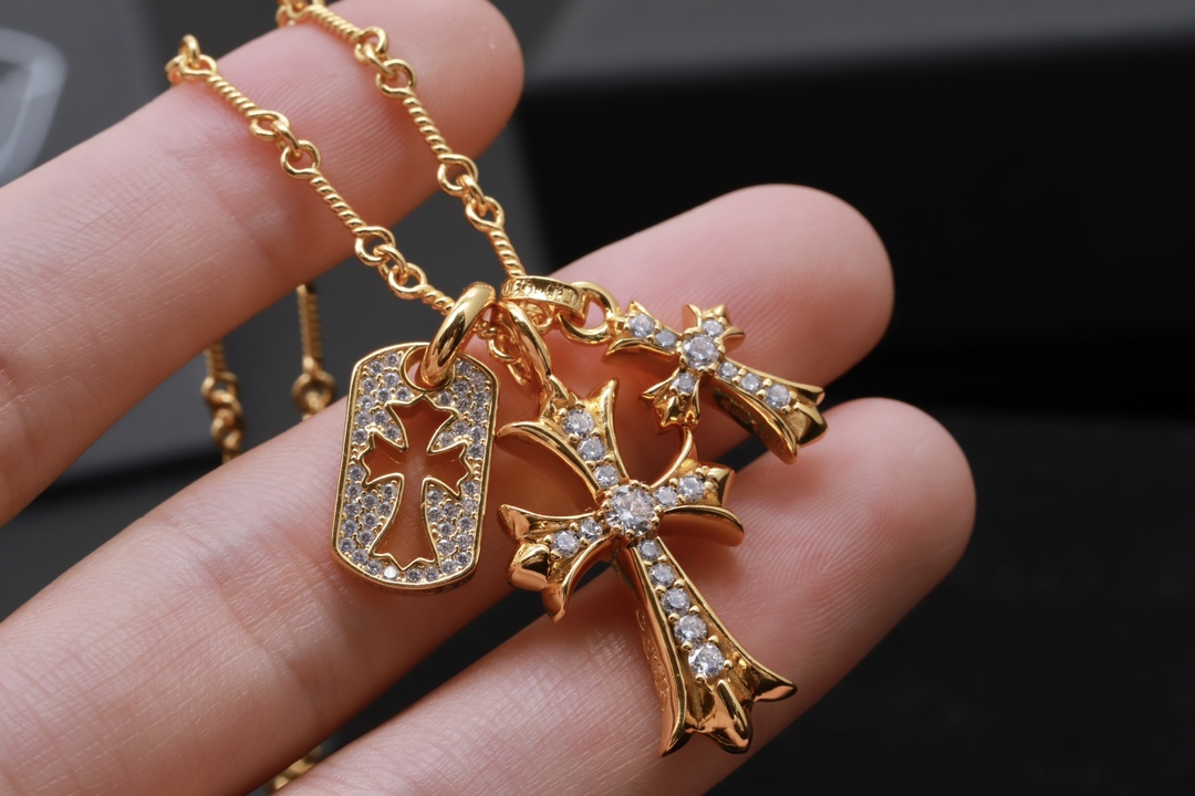 Chrome Hearts 𝐡𝐞𝐚𝐫𝐭𝐬克罗心