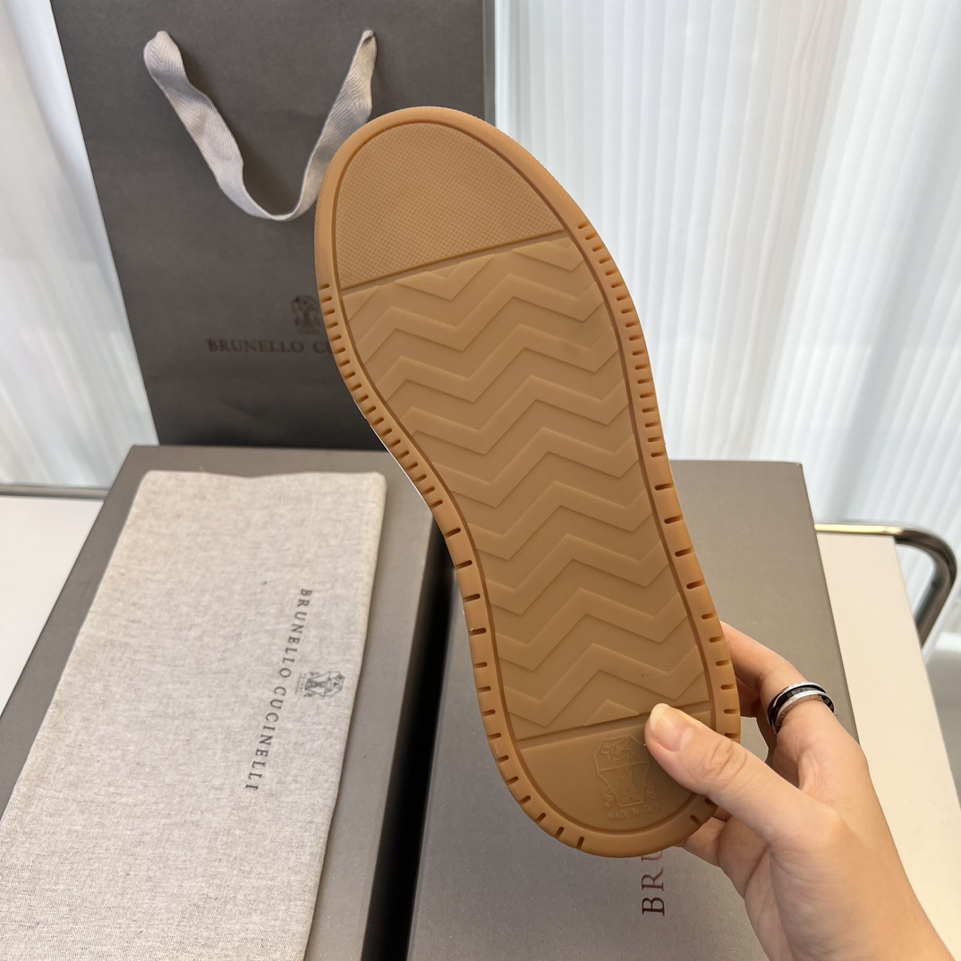 Brunello Cucinelli Spring/Summer New Colour Block Sports Board Men's Shoes ¡Esta zapatilla plana est
