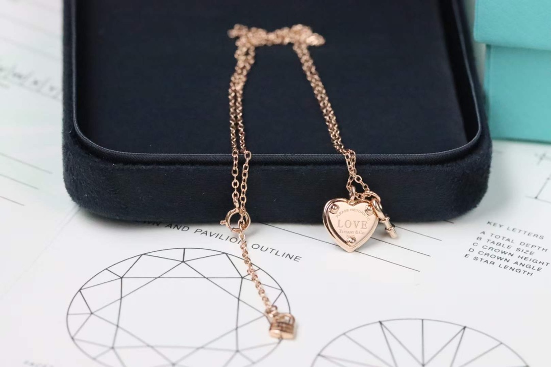 Tiffany & Co. Tiffany&Co. 玫瑰金心锁 纯银 锁骨项链